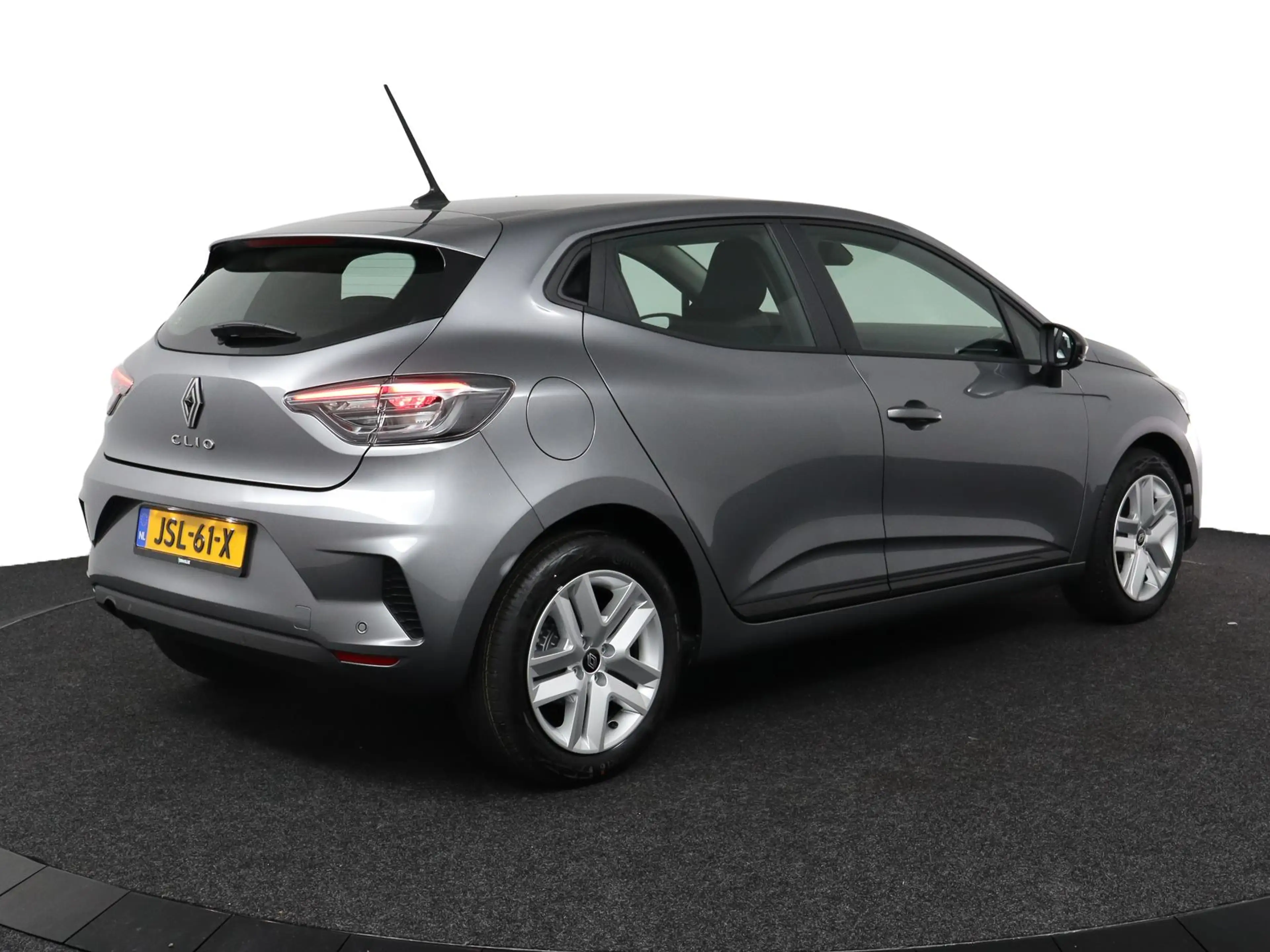 Renault Clio evolution TCe 90 | Achteruitrijcamera | Apple Carp — photo 5