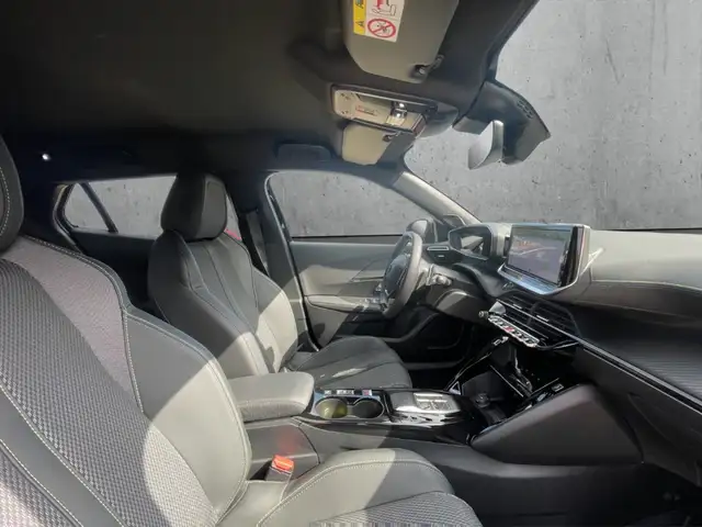 Peugeot 2008 view 13