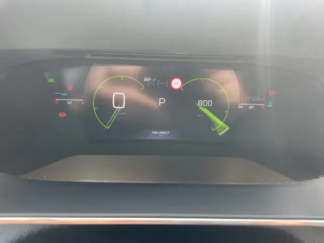 Peugeot 2008 view 15