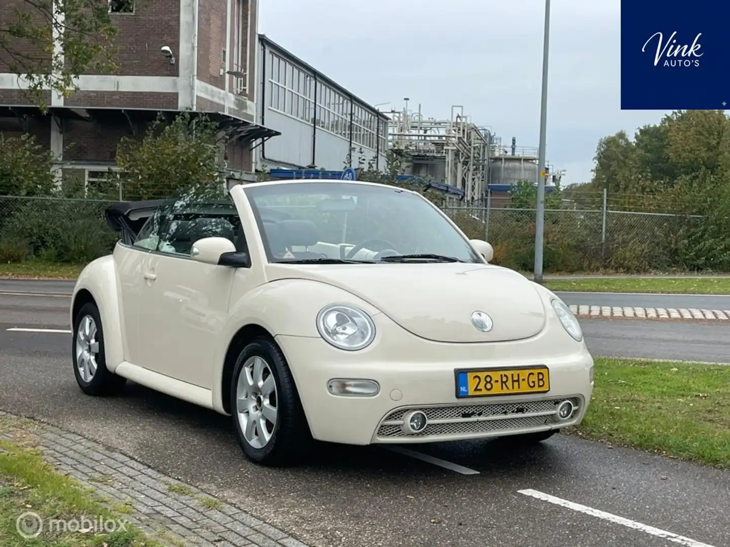 Volkswagen New Beetle Cabriolet 1.6 Turijn Comfort | NL & NAP | Beige - 1