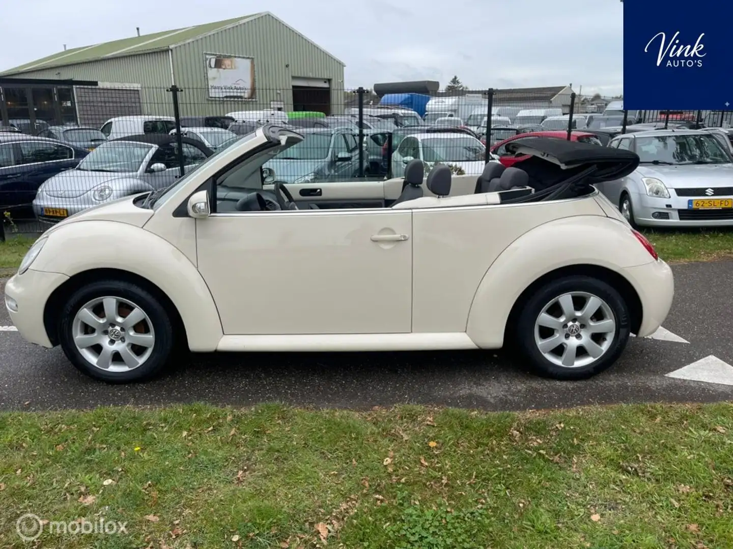 Volkswagen New Beetle Cabriolet 1.6 Turijn Comfort | NL & NAP | Beige - 2