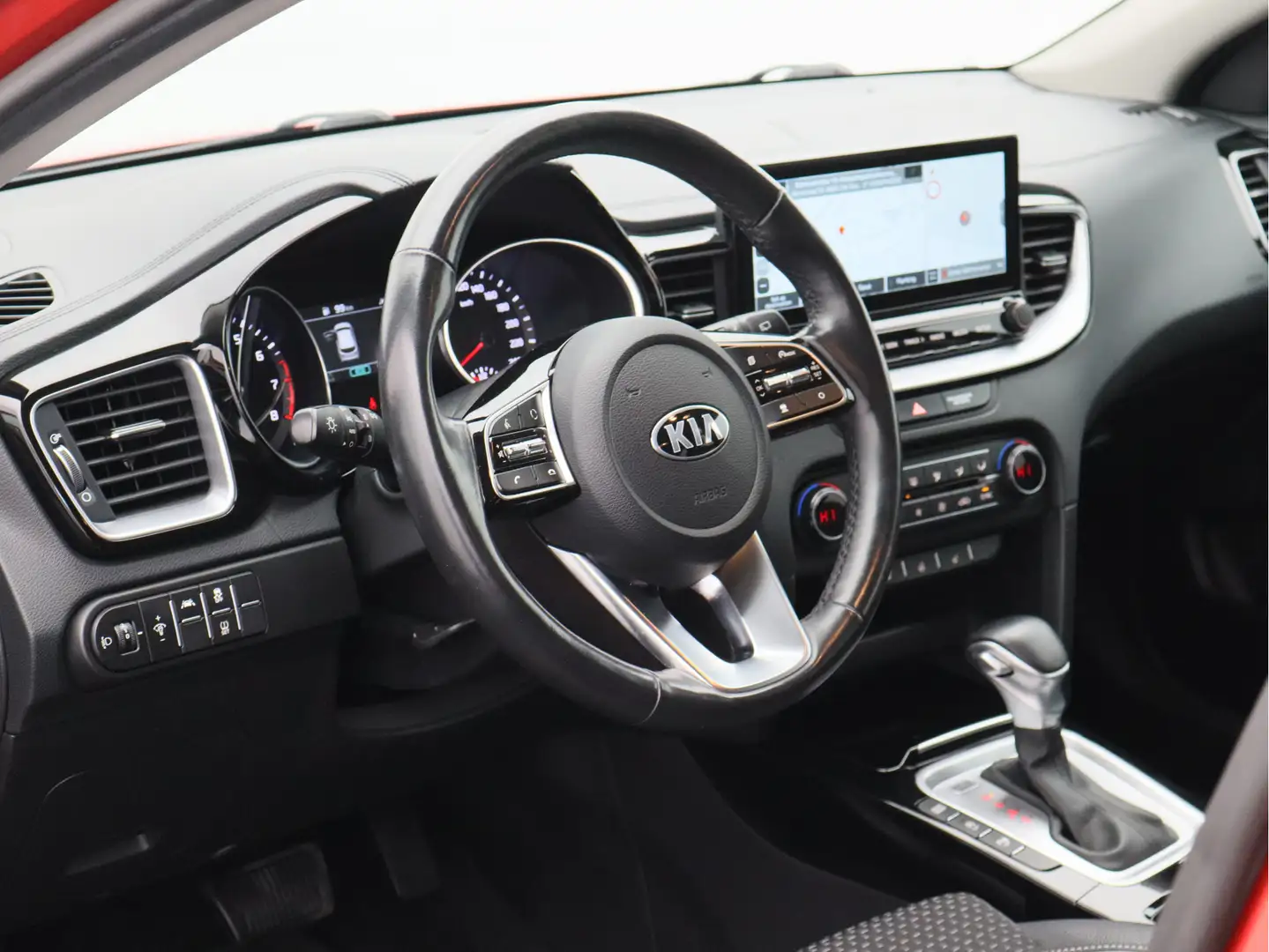 Kia Ceed SW / cee'd SW Sportswagon 1.5 T-GDi DynamicPlusLine/ automaat/ z Rood - 2