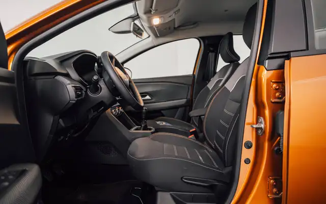Dacia Sandero Stepway view 12