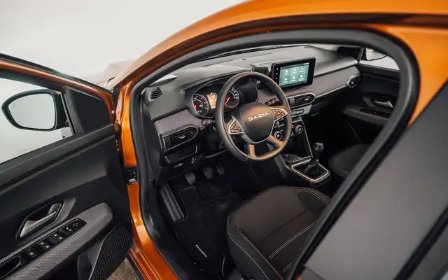 Dacia Sandero Stepway view 14