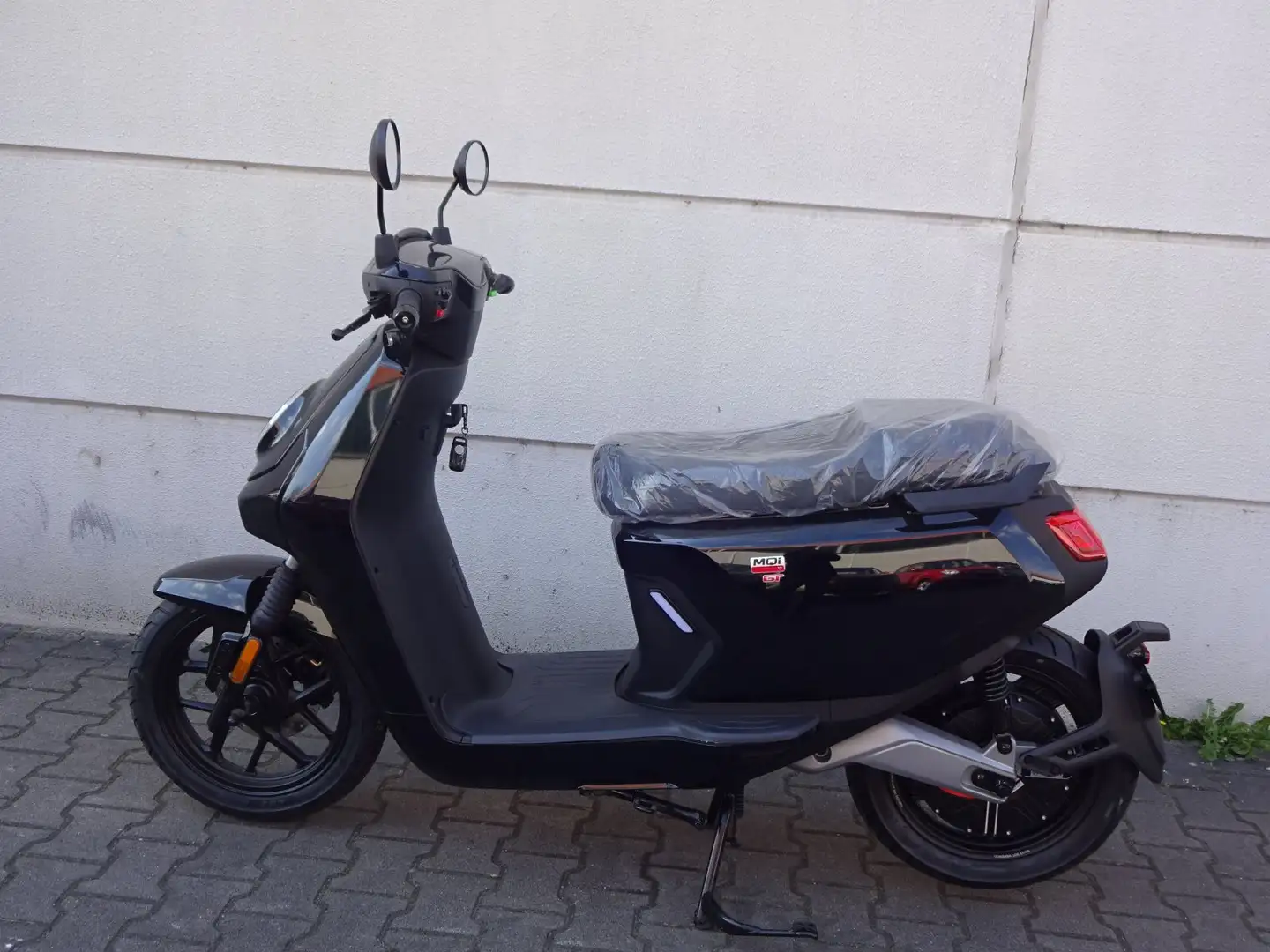 Niu MQi GT 70km/h 3100W L3e-A1 Schwarz - 2