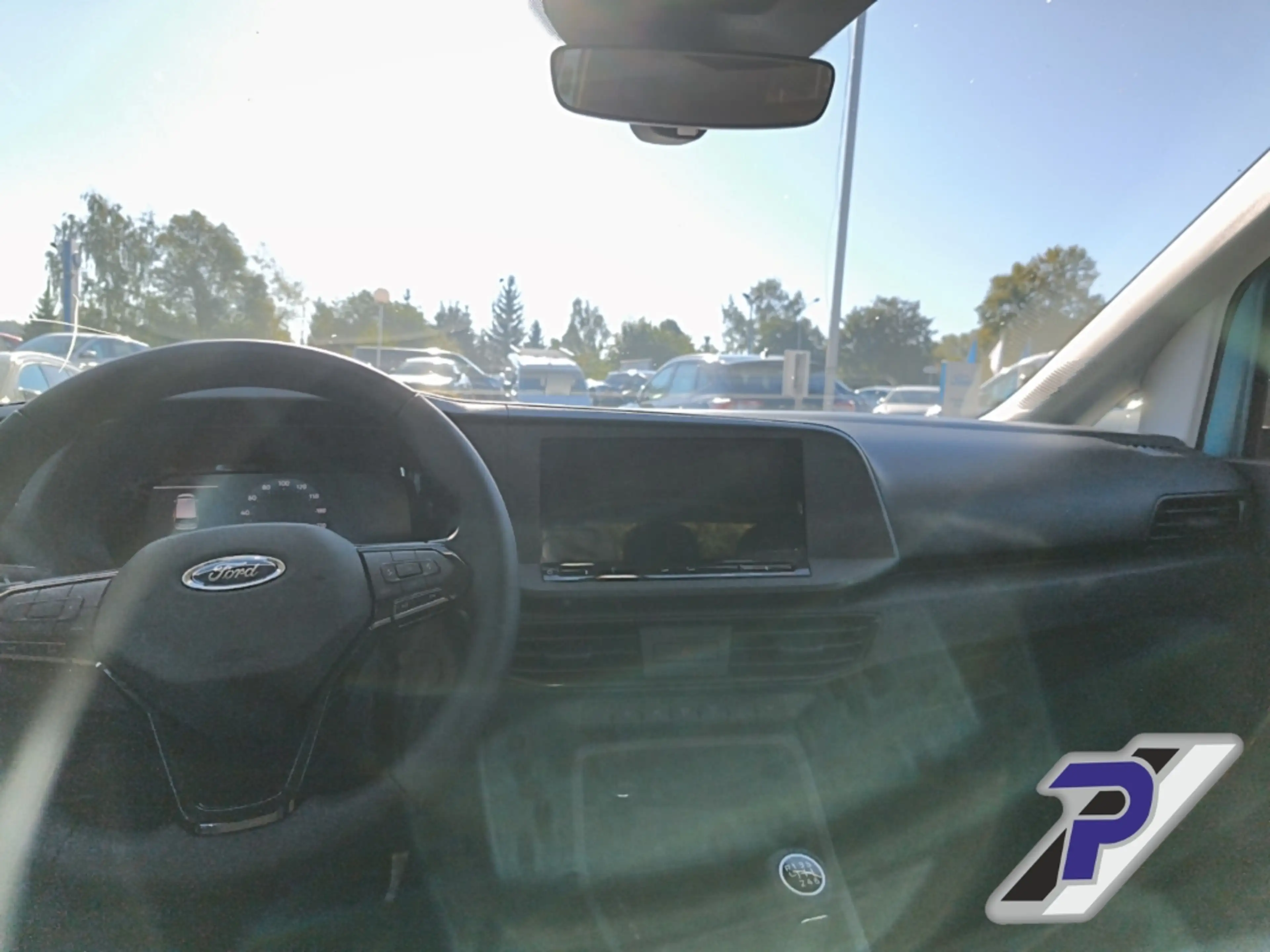 Ford Tourneo Connect Trend Digitales Cockpit Apple CarPlay Android Auto — photo 15