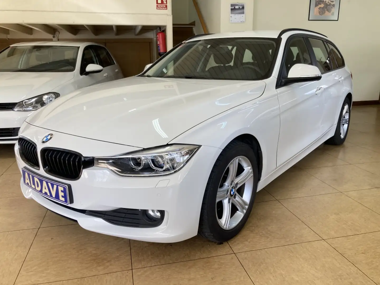 BMW 318 318d Touring (4.75) Blanco - 1