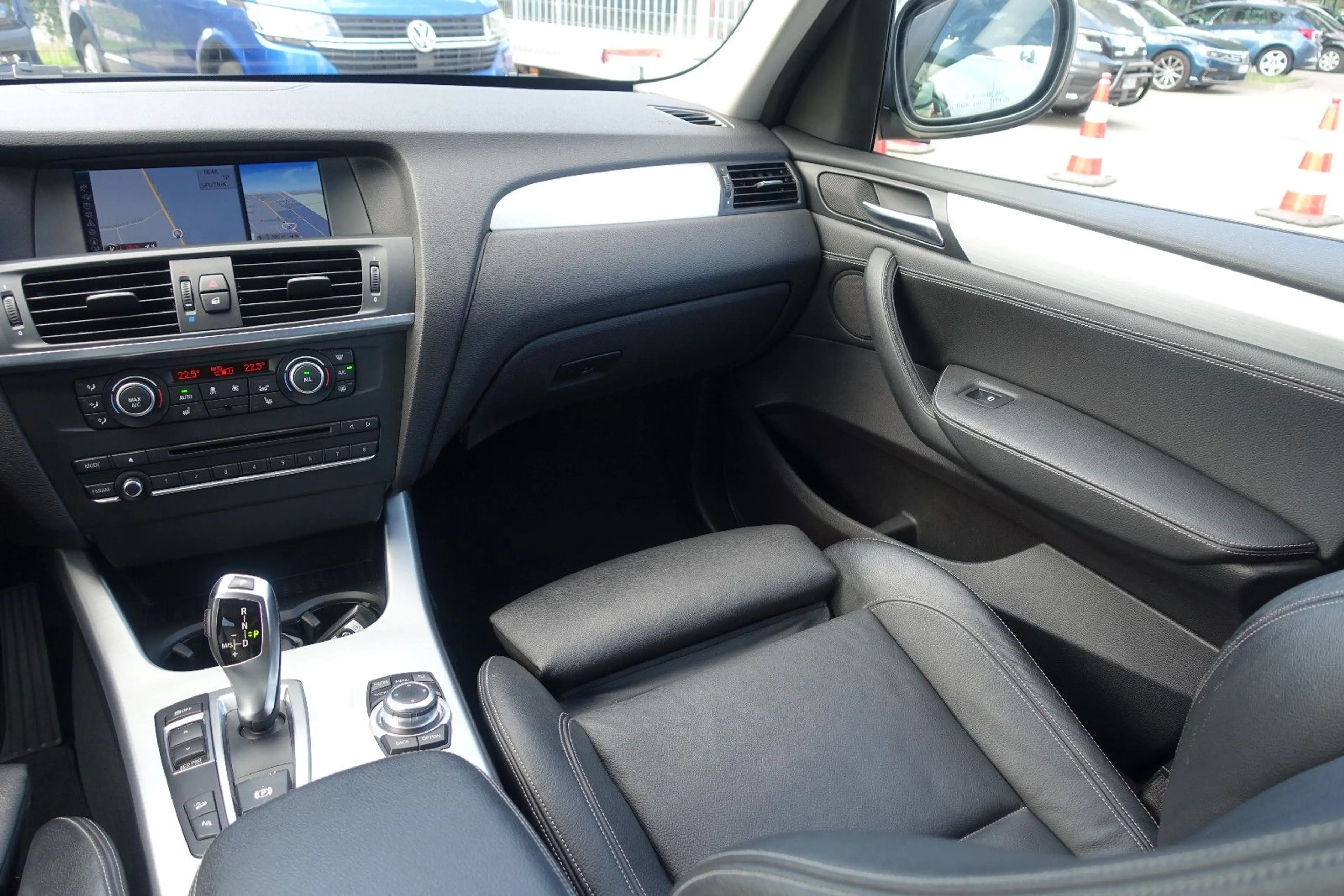 BMW X3 M xDrive 28 i*Bi-Xenon*Leder*Pano*Tempomat* — photo 17