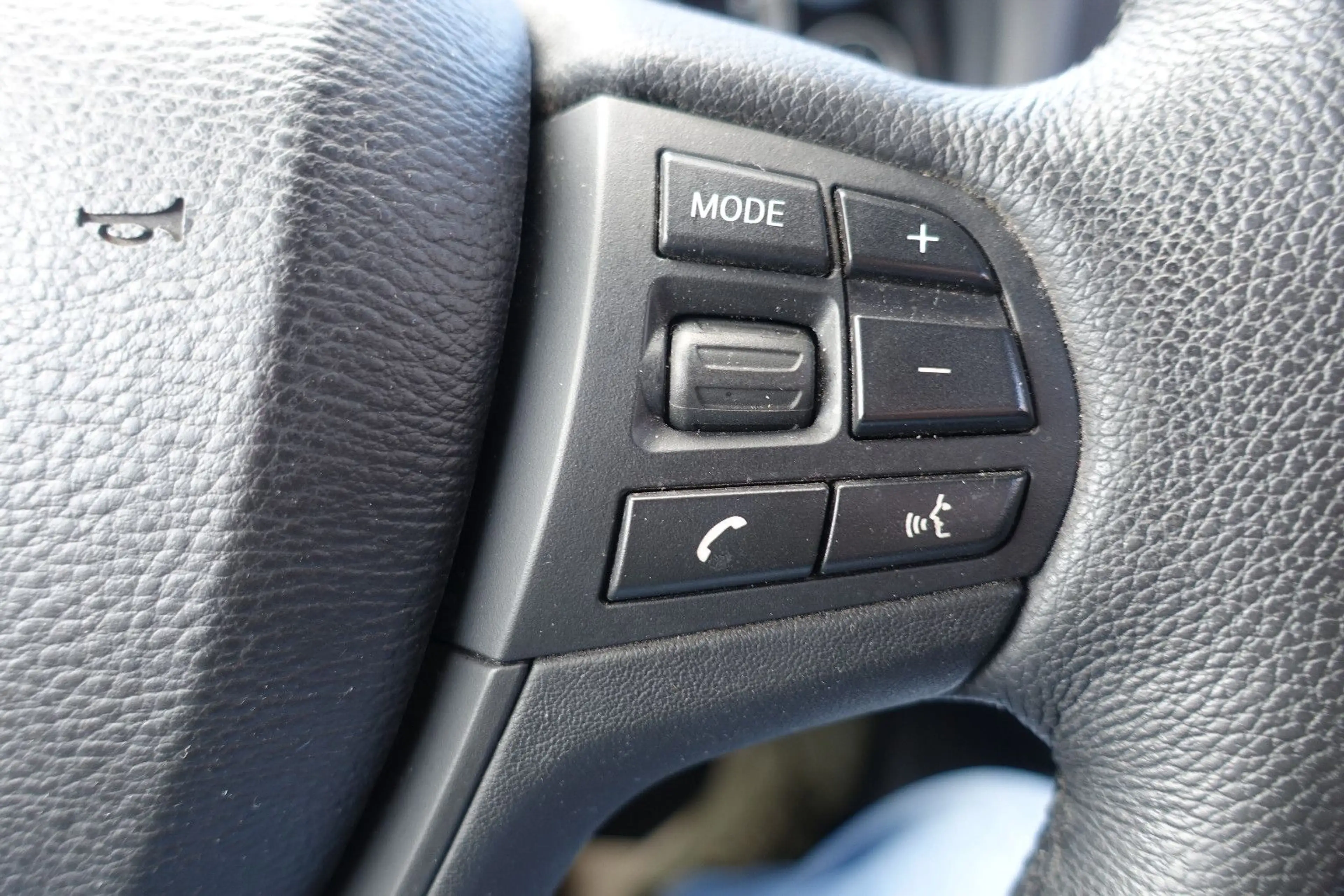 BMW X3 M xDrive 28 i*Bi-Xenon*Leder*Pano*Tempomat* — photo 39