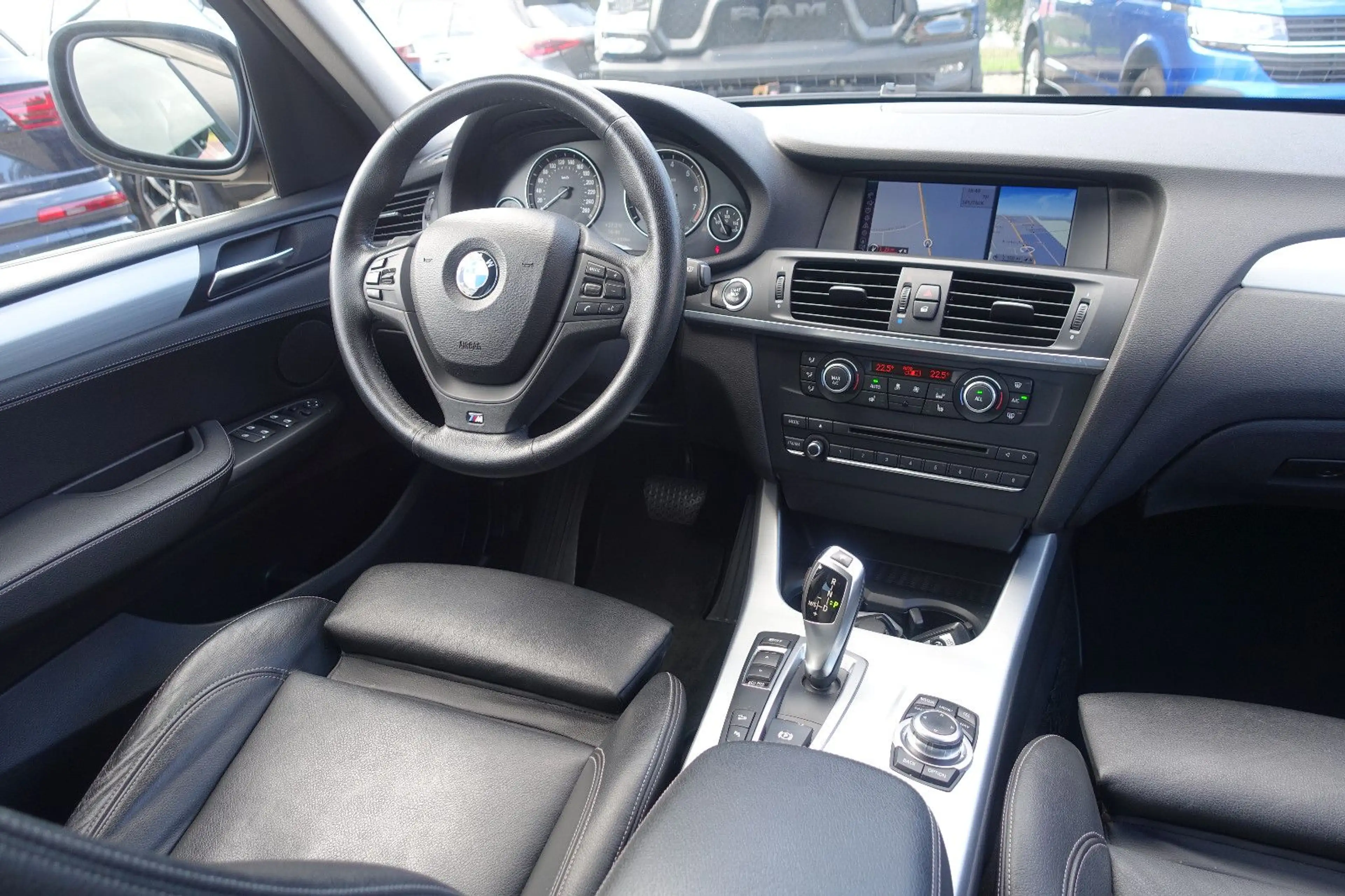 BMW X3 M xDrive 28 i*Bi-Xenon*Leder*Pano*Tempomat* — photo 16