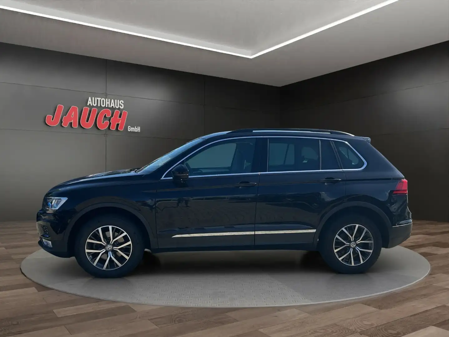 Volkswagen Tiguan 2.0 TDI/BMT Schwarz - 2