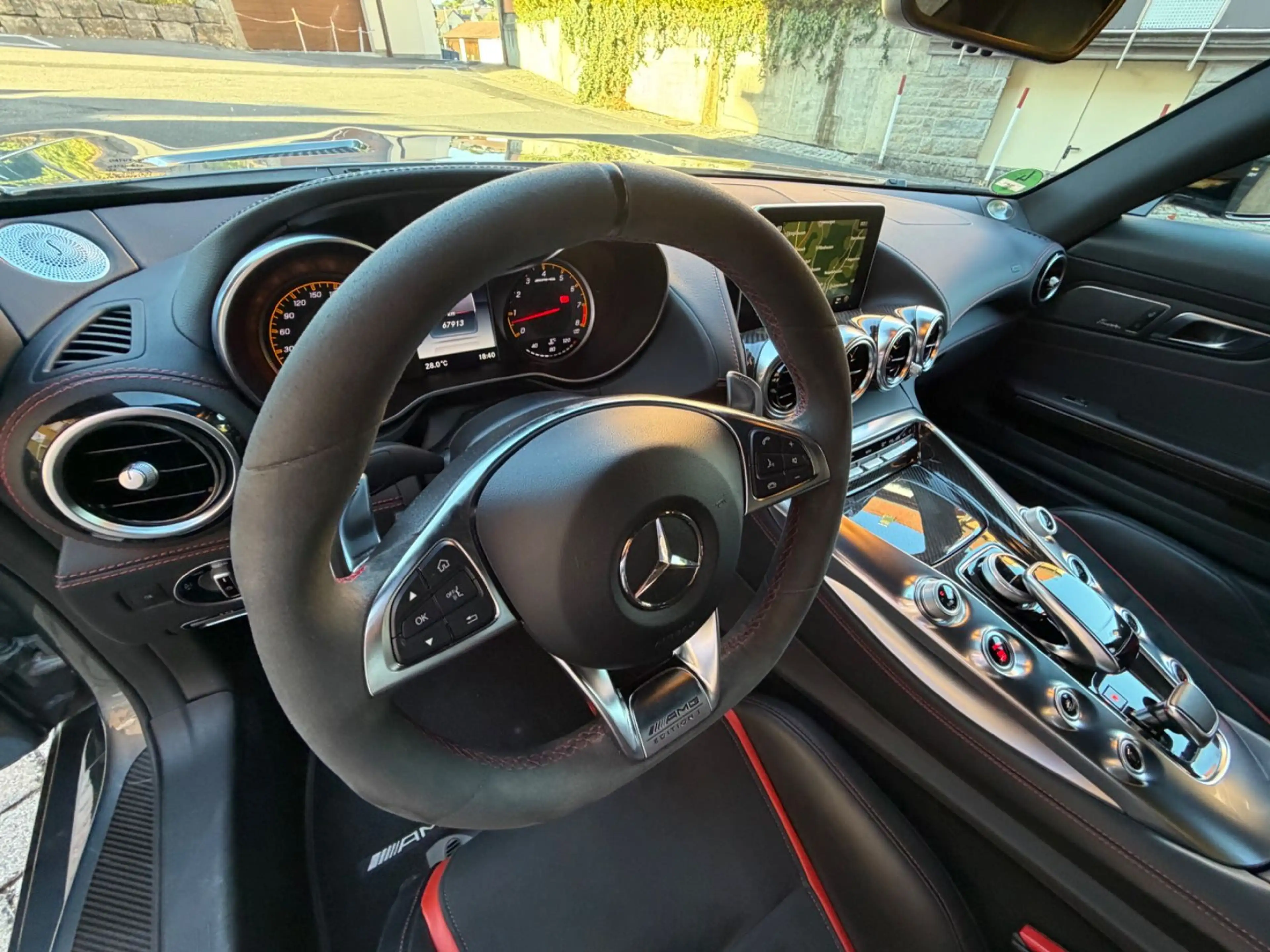 Mercedes-Benz AMG GT S| Edition 1| BURMESTER| NO OPF| PANO — photo 13