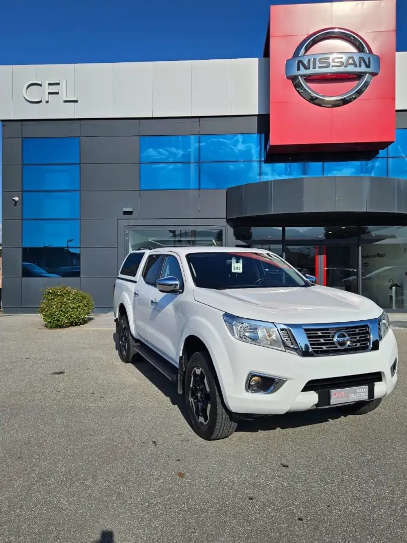Nissan Navara 2.3 dCi 4WD Double Cab N-Connecta Bianco - 1