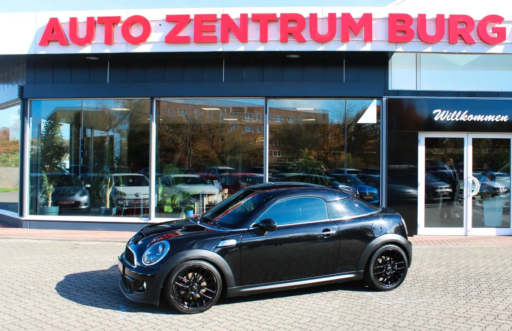MINI Cooper S Coupé 2-Sitzer BiXenon PDC SHZ Schwarz - 1