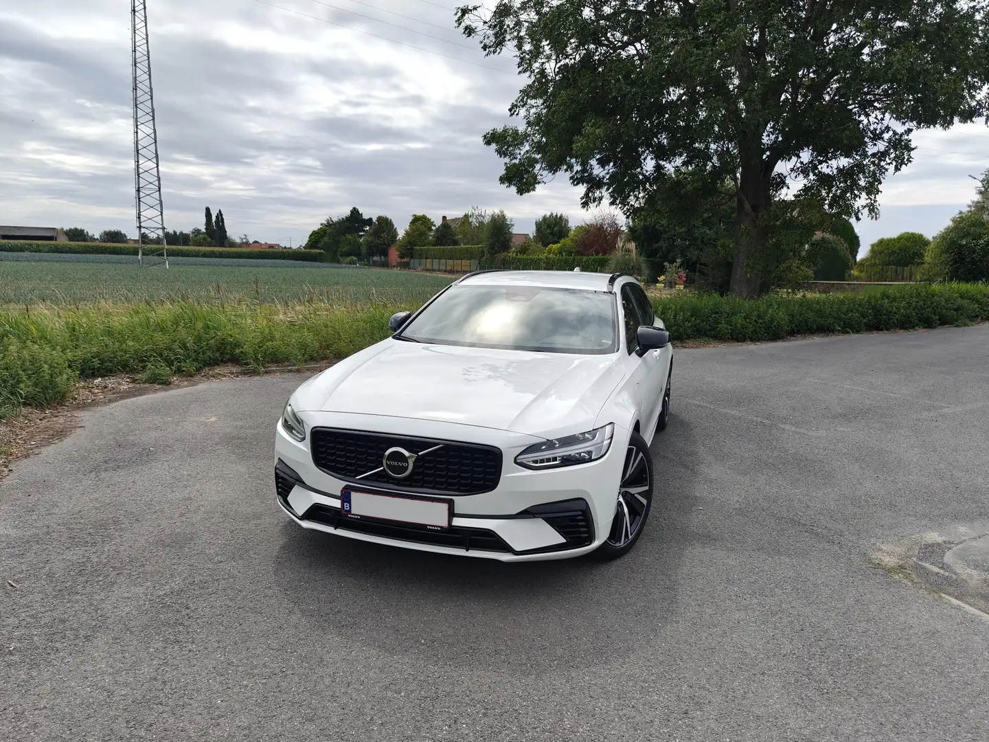 Volvo V90 T6 Recharge AWD Plus Dark Blanc - 2