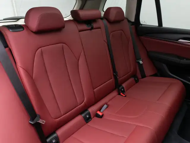 BMW X3 view 28