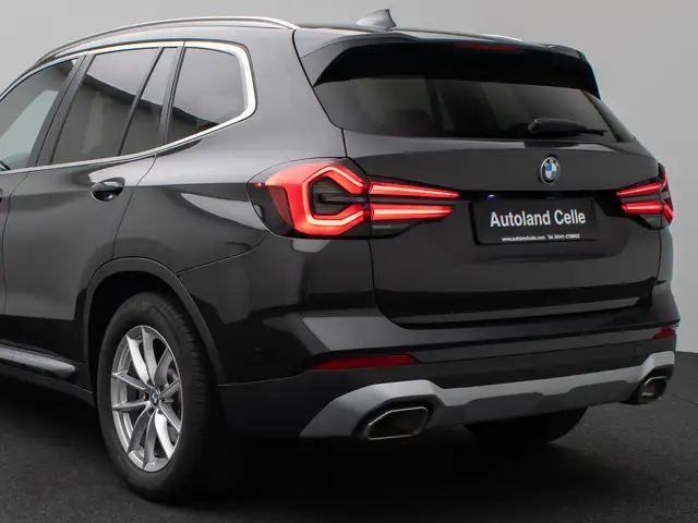 BMW X3 view 14