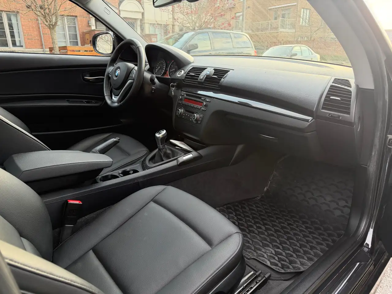 BMW 1 Series photo BMW 1 Series