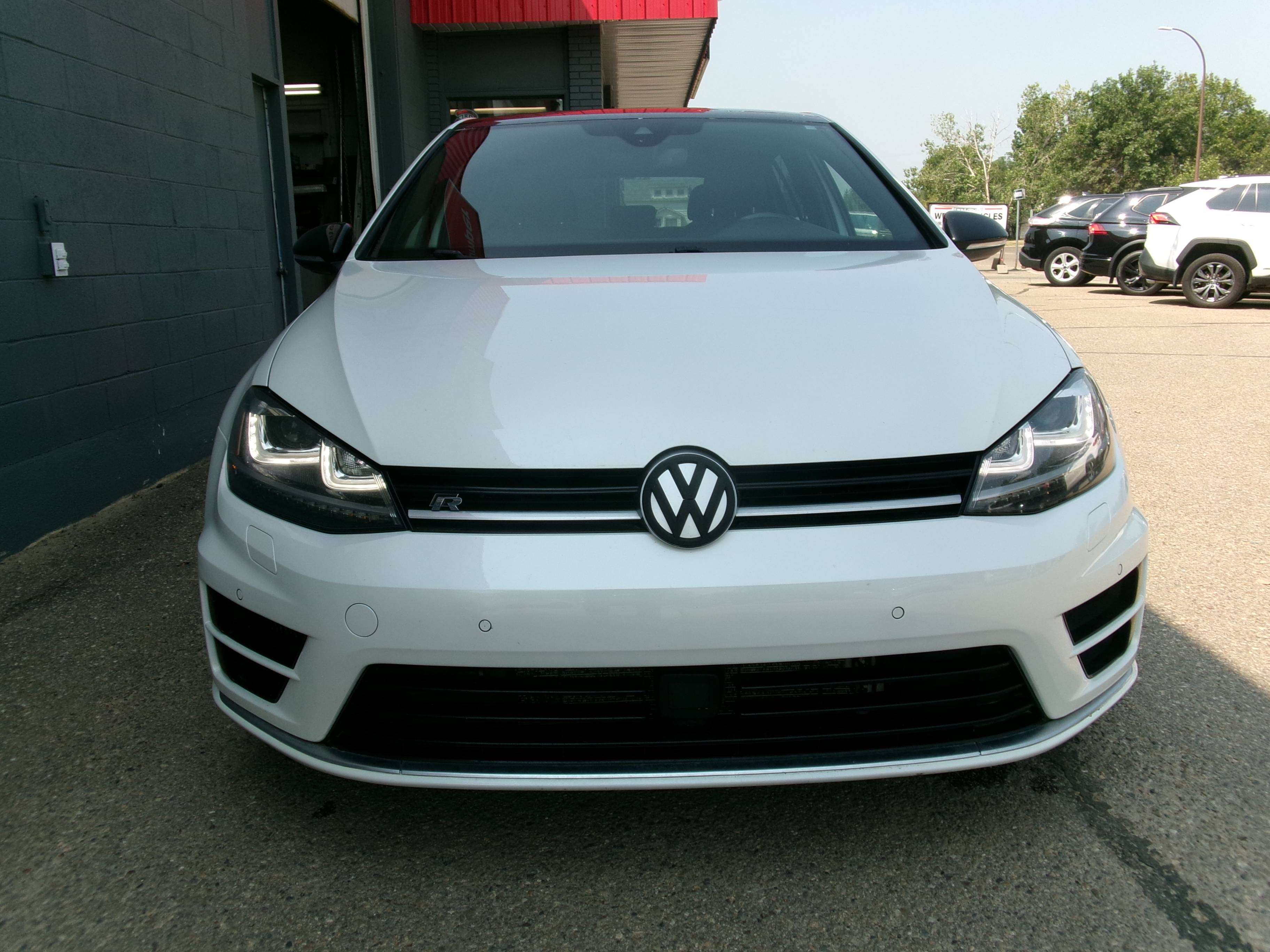 2017 Volkswagen Golf R