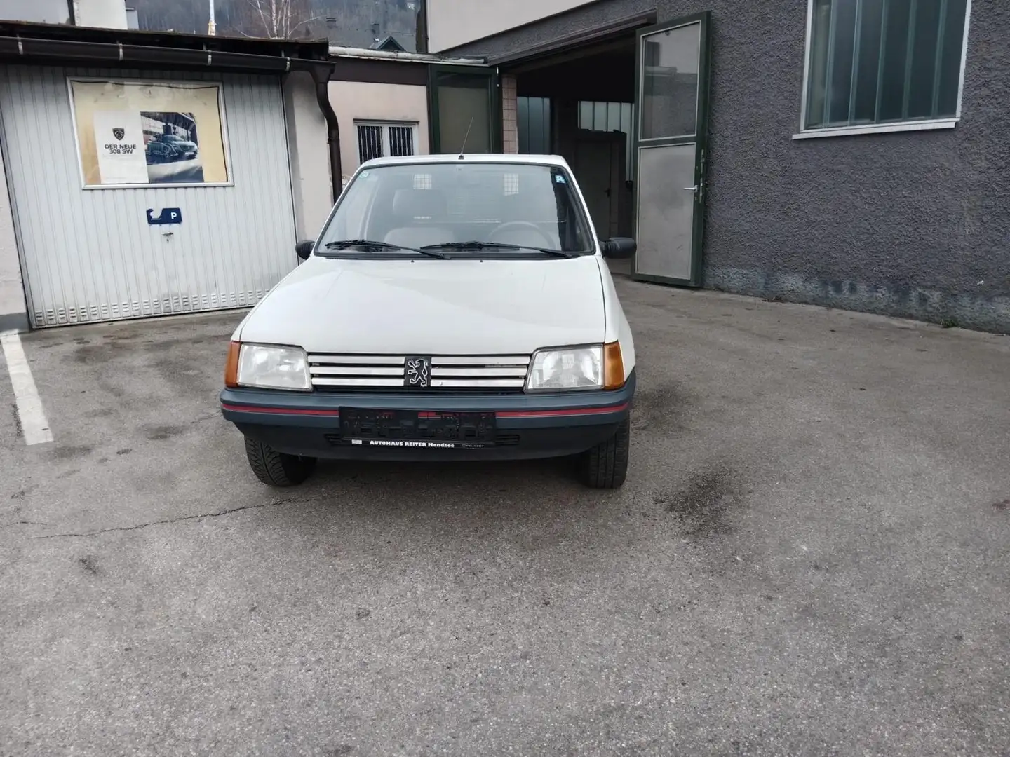 Peugeot 205 XAD Diesel Blanc - 2