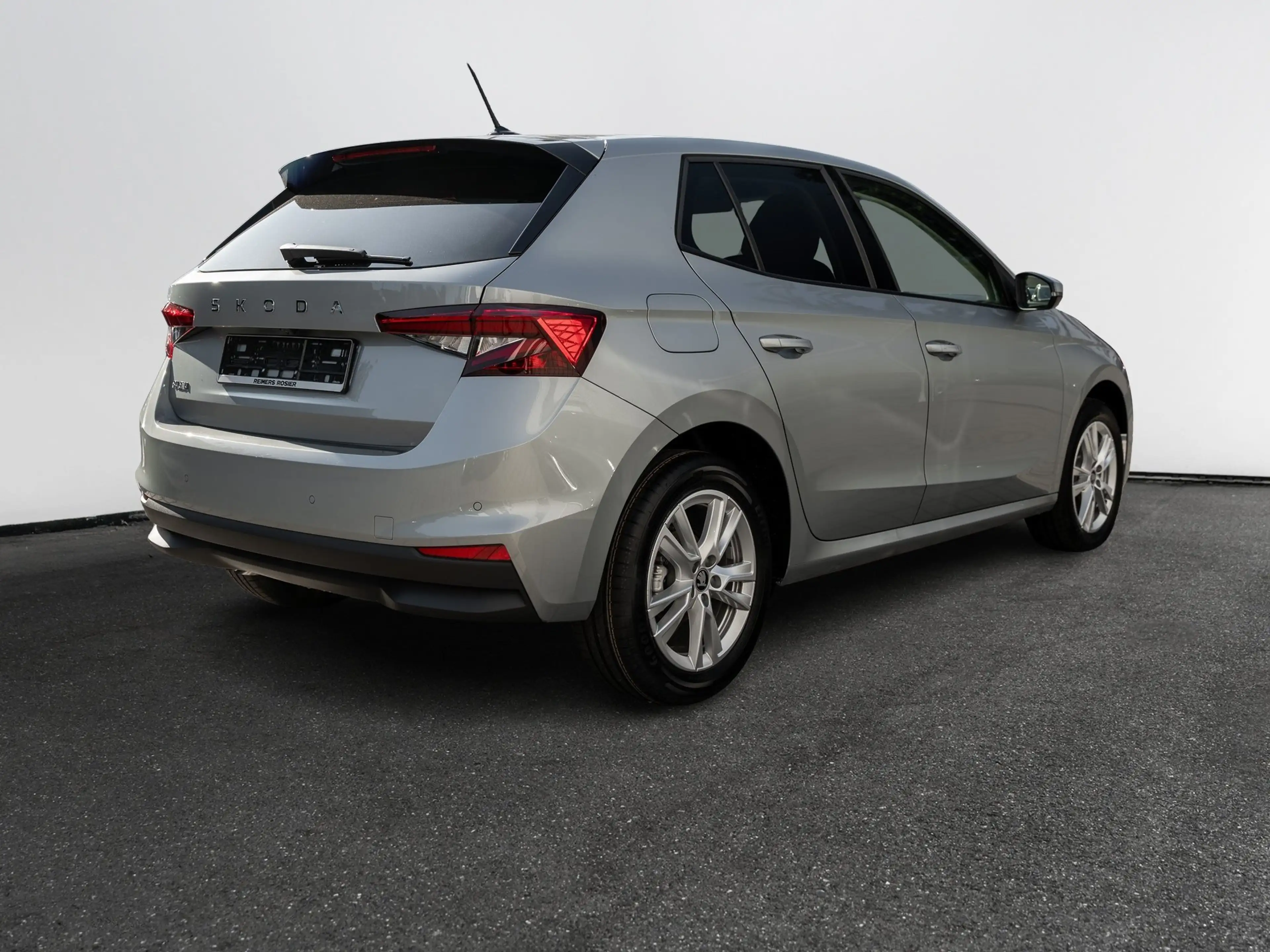Skoda Fabia Selection 1.5 TSI DSG AHK Kam. Navi ACC — photo 4