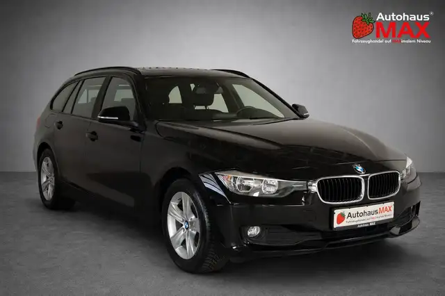 BMW 3 Series view 8