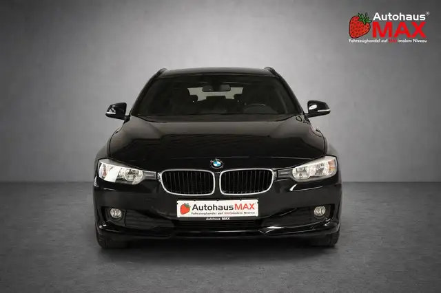BMW 3 Series view 9