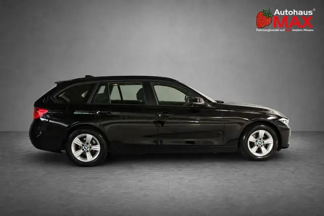 BMW 3 Series view 7
