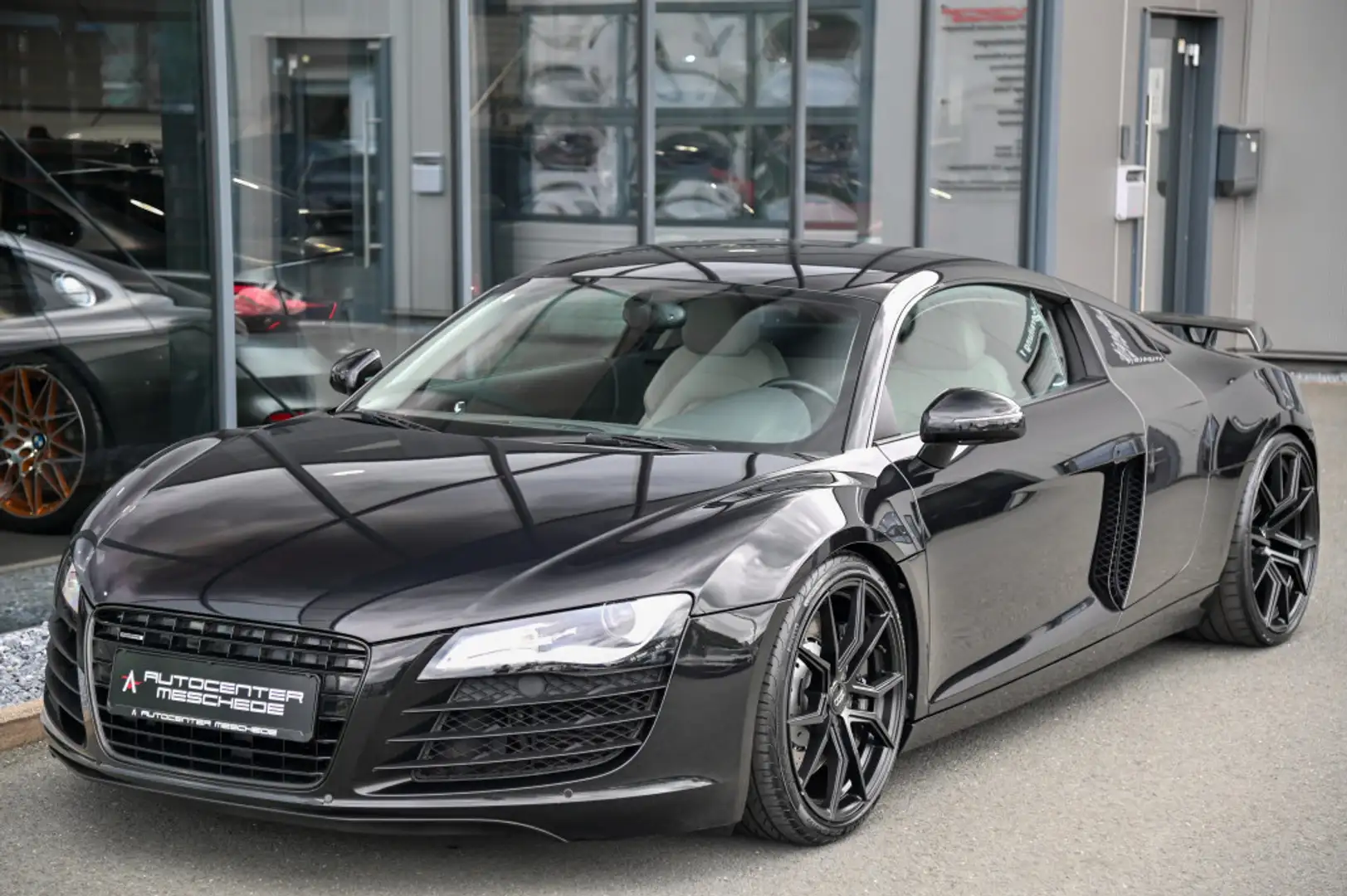 Audi R8 4.2 FSI quattro erst 59 Tkm* 20 Schmidt !* Чорний - 2