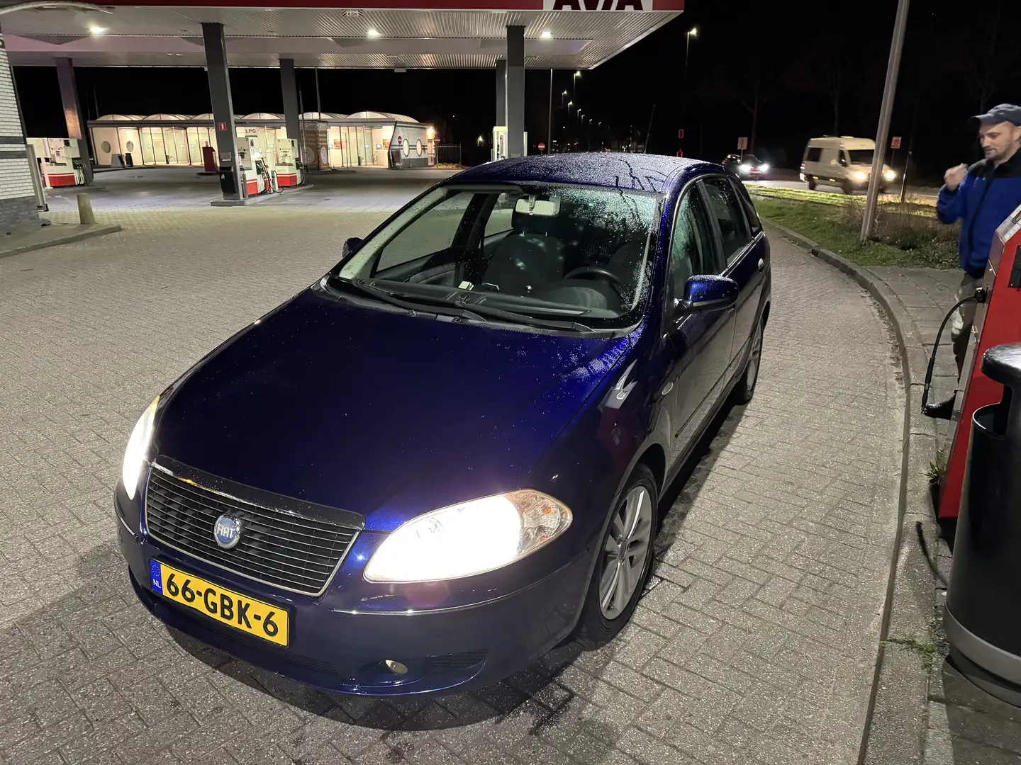 Fiat Croma 2.2 16V Dynamic Blauw - 2