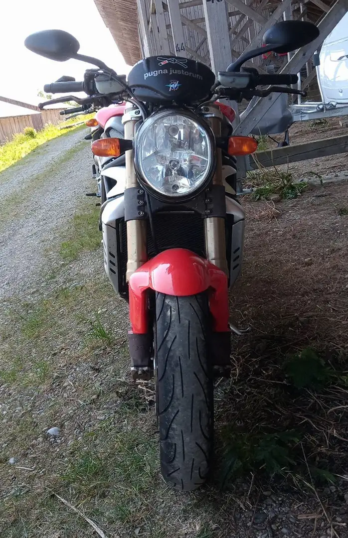 MV Agusta Brutale 750 Rot - 1