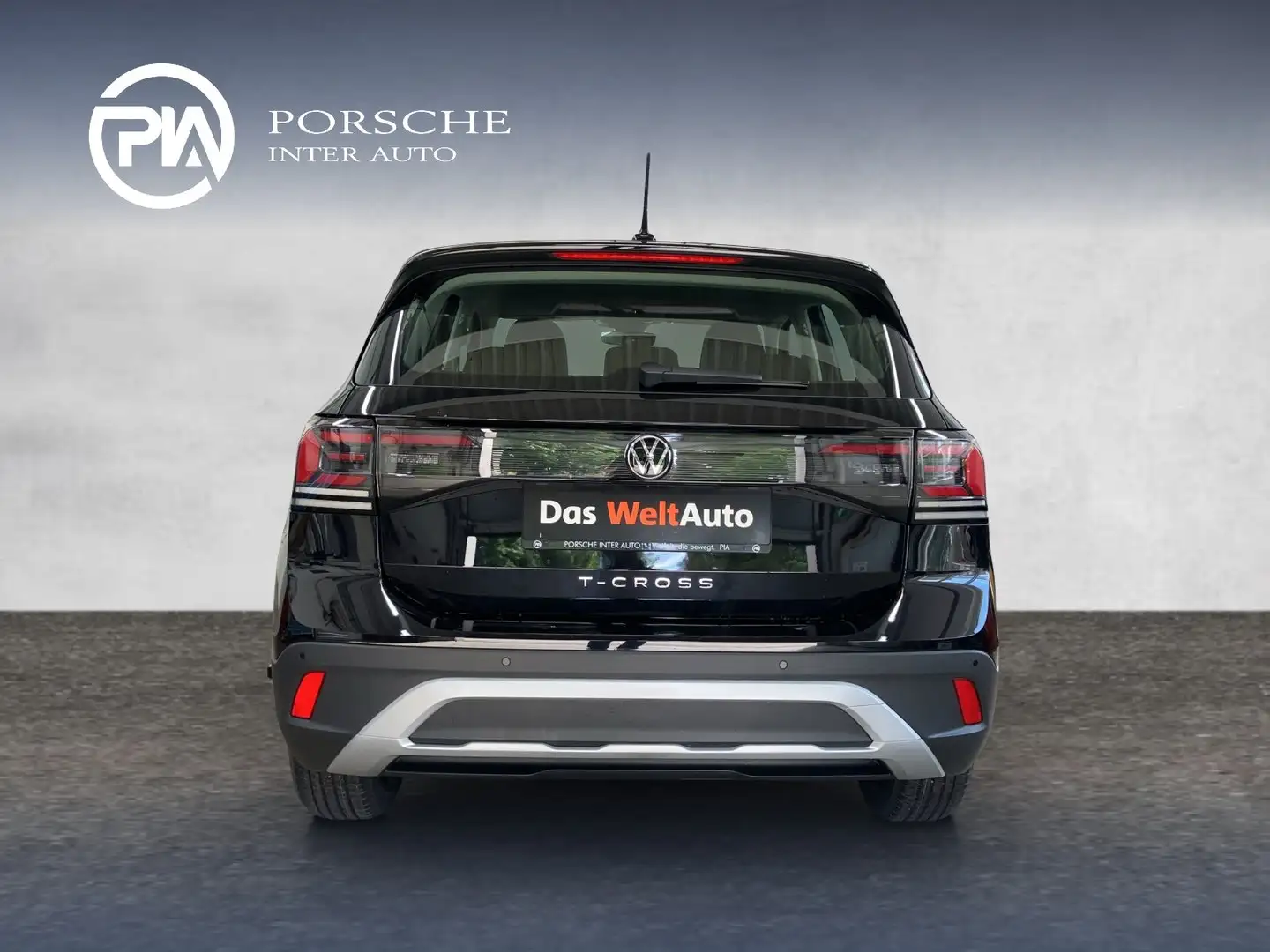 Volkswagen T-Cross 4Me TSI Schwarz - 2