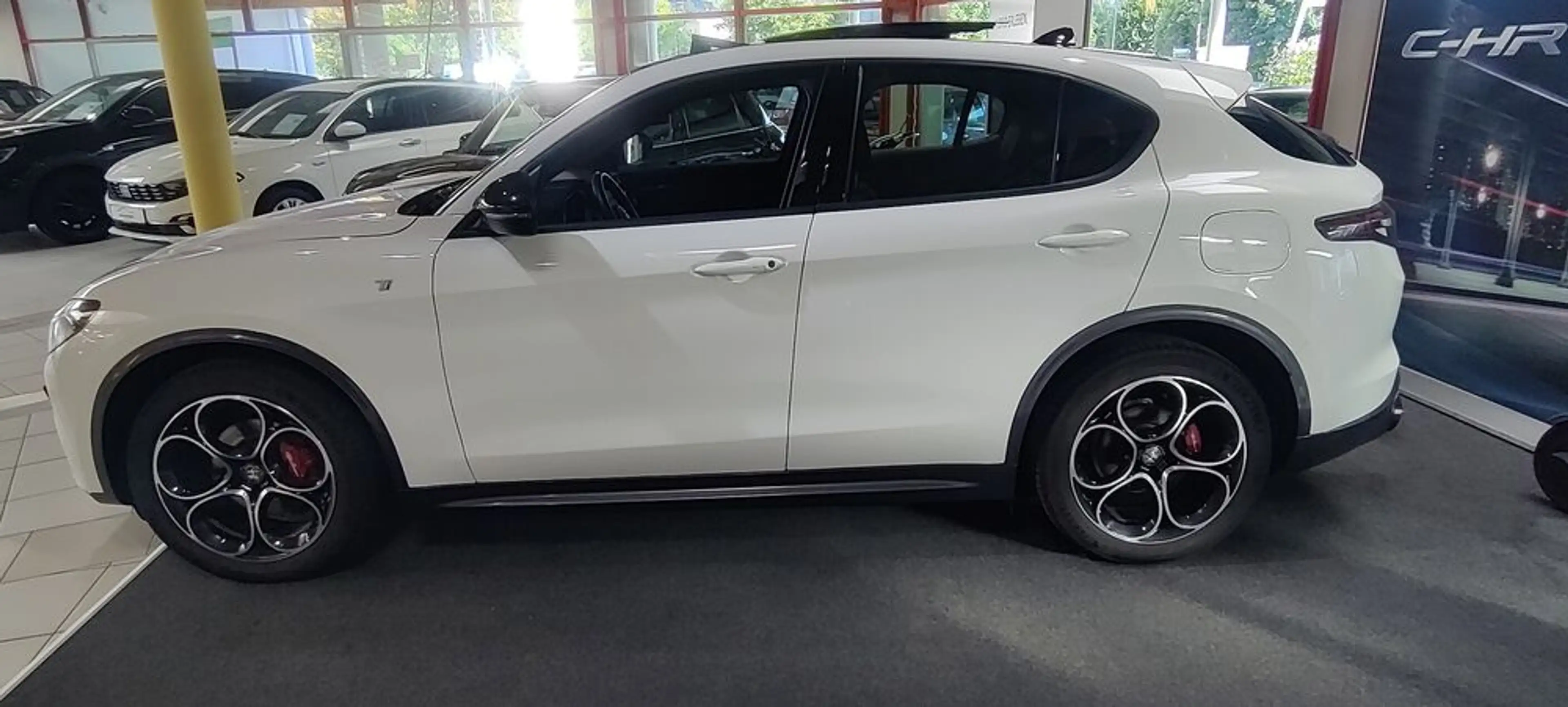 Alfa Romeo Stelvio Veloce 2,2 16V 210 AT8 Q4 — photo 2