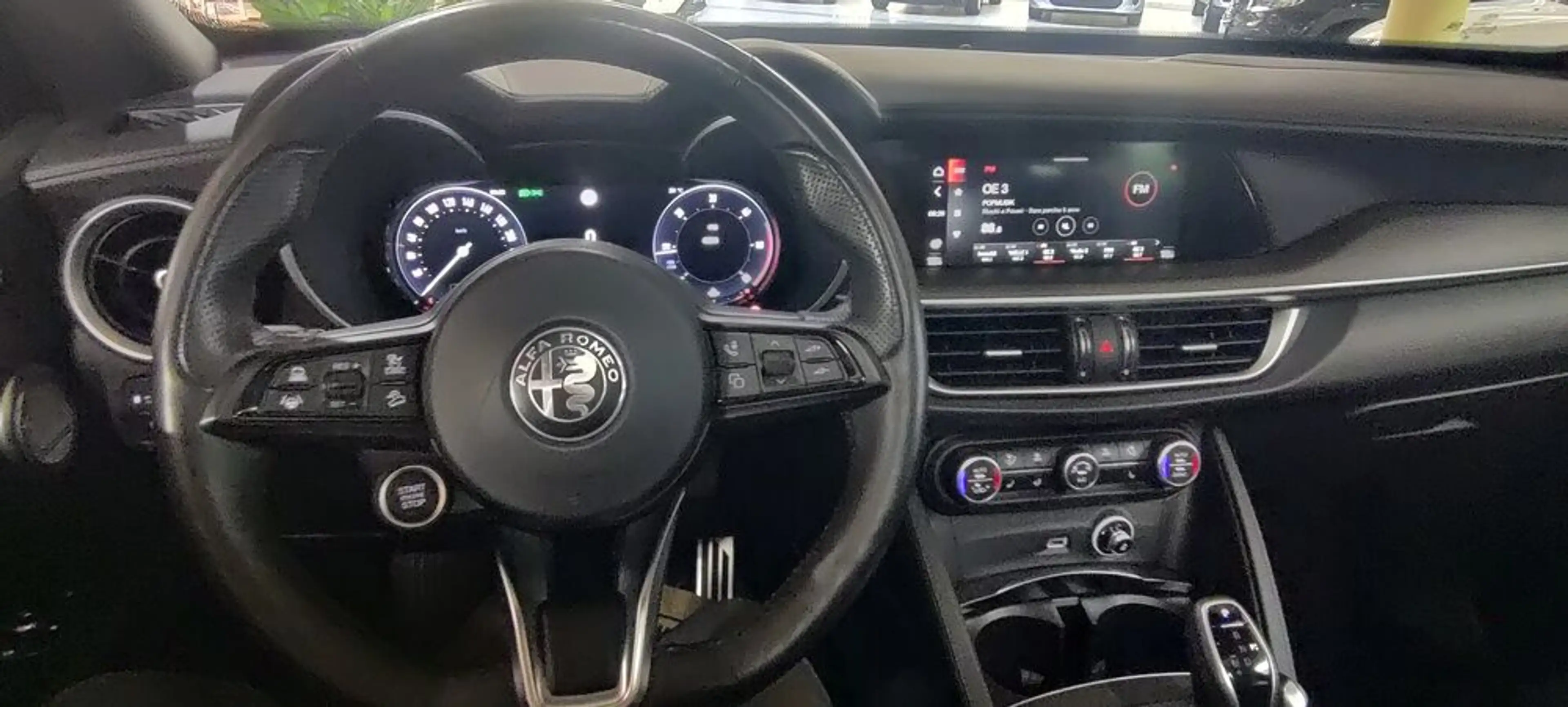Alfa Romeo Stelvio Veloce 2,2 16V 210 AT8 Q4 — photo 10