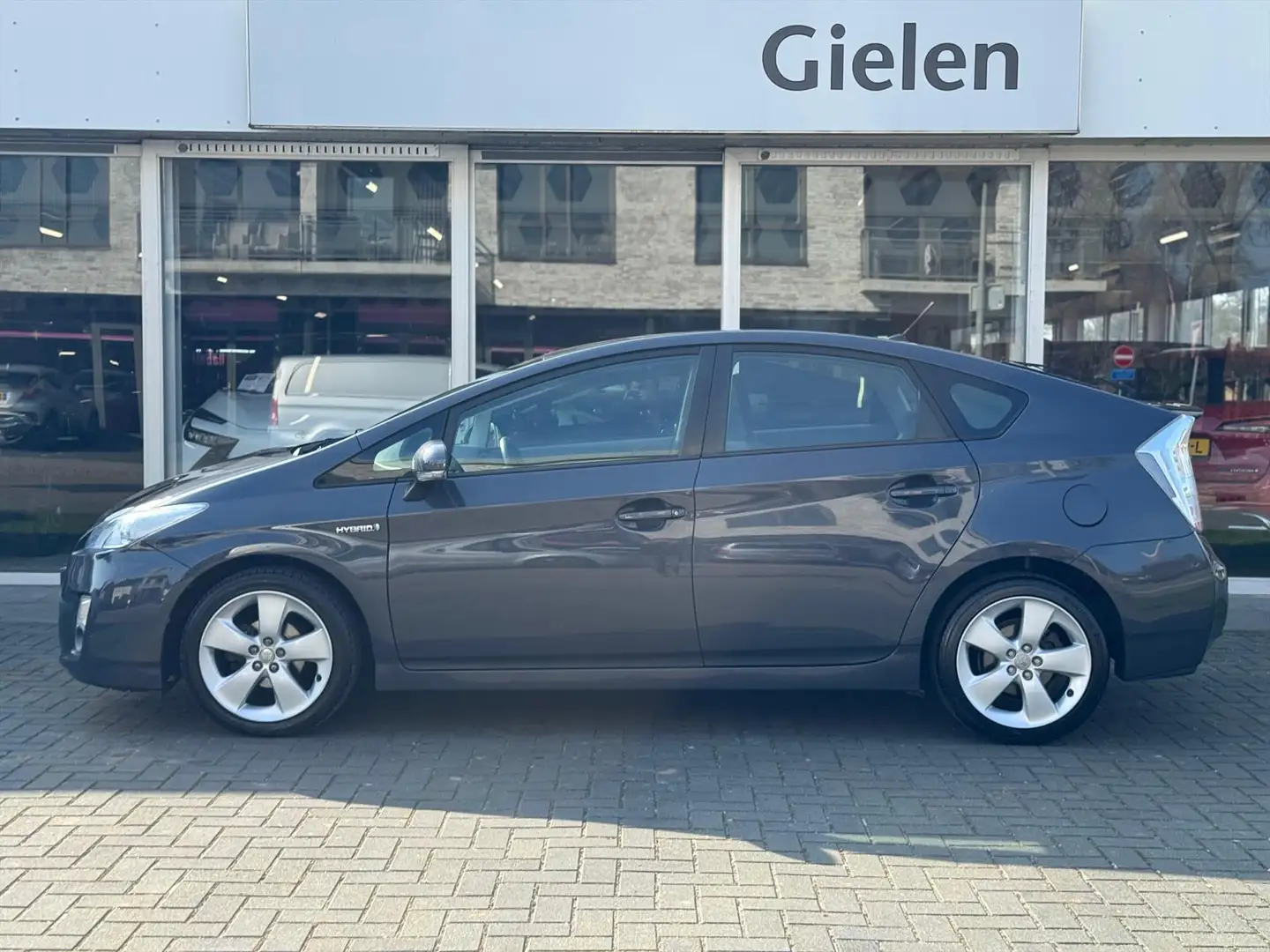 Toyota Prius 1.8 Full Hybrid Aspiration | Head up display, 17 i Grijs - 2