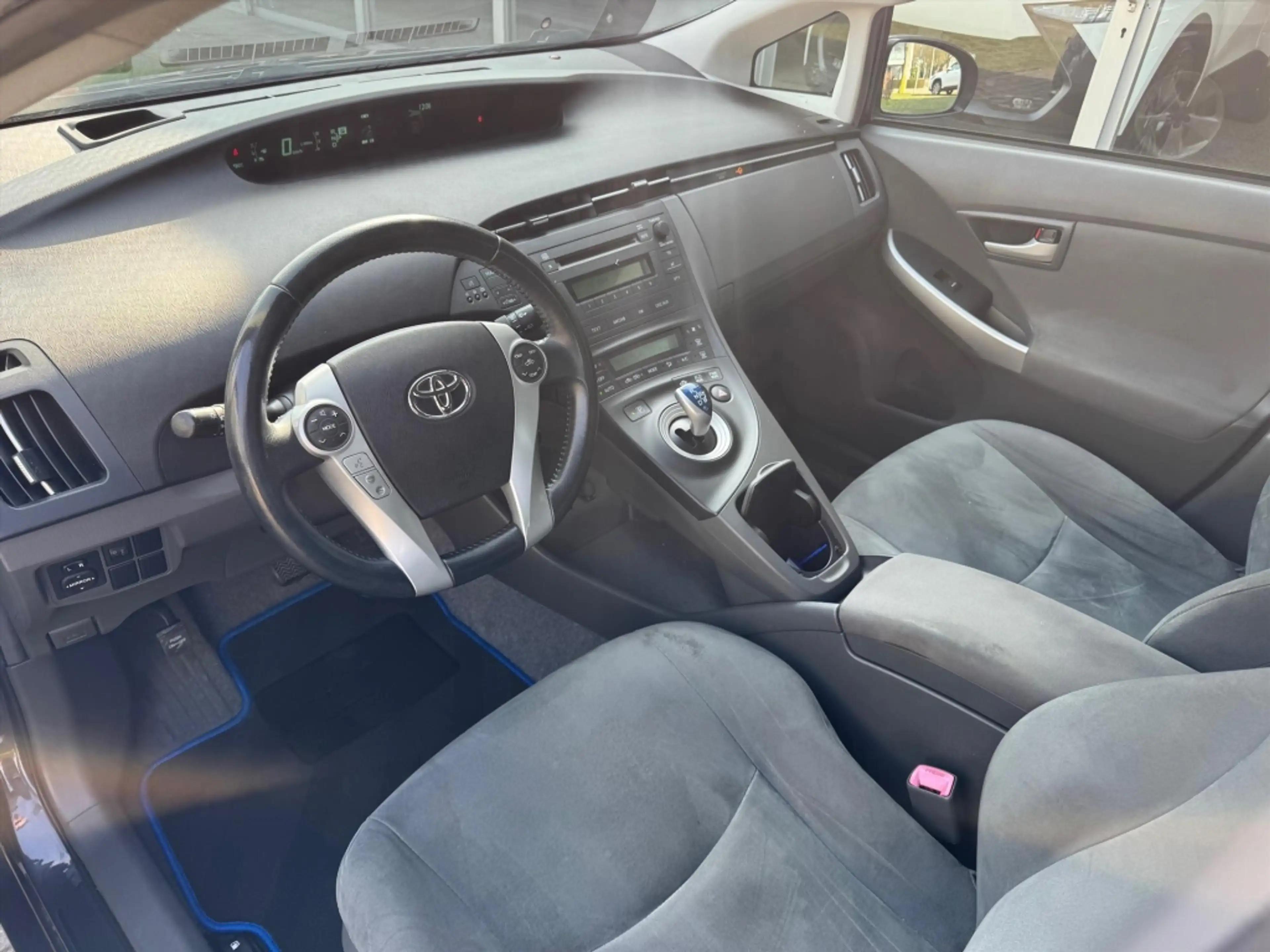 Toyota Prius 1.8 Full Hybrid Aspiration | Head up display, 17 i — photo 11