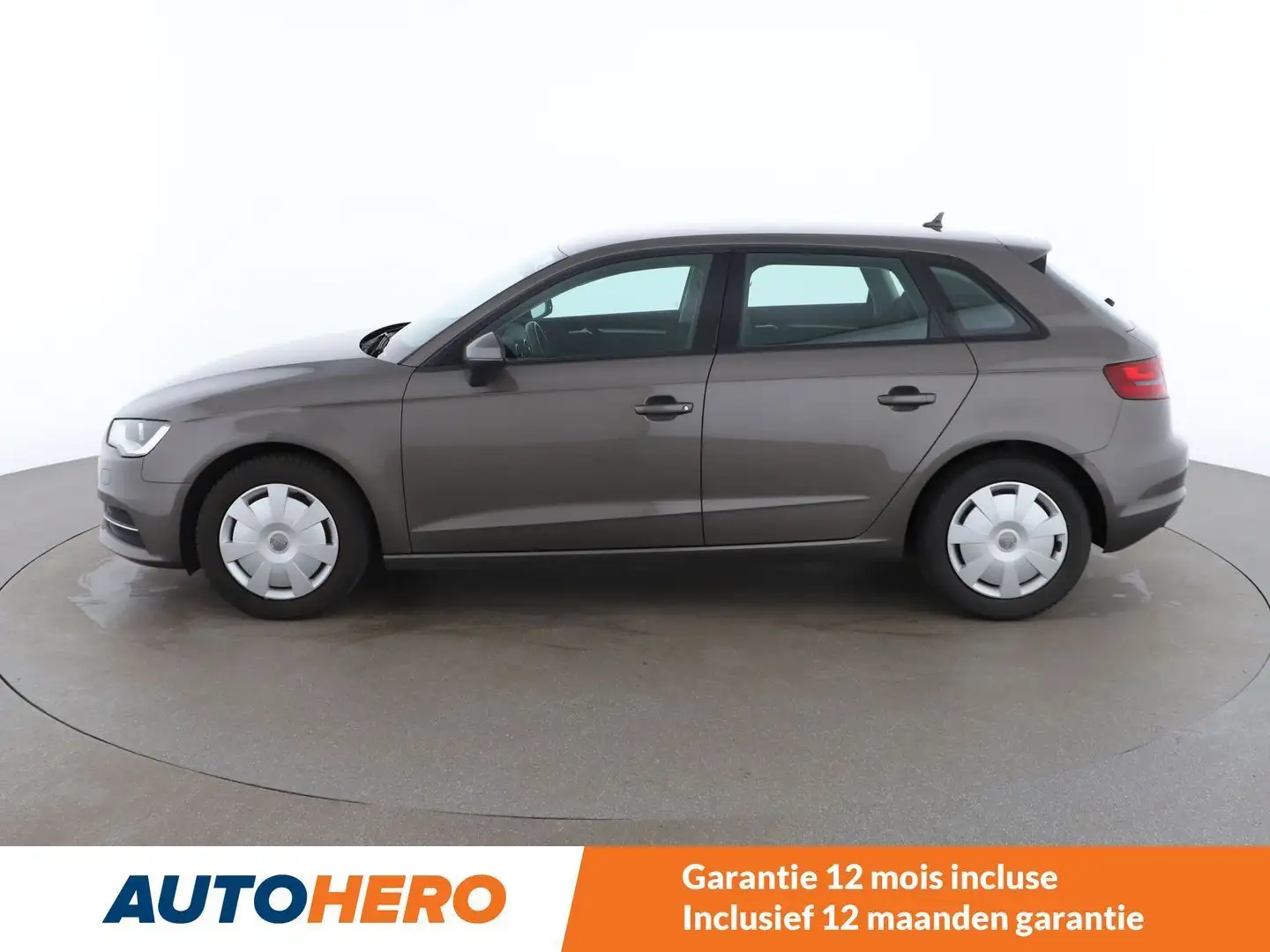 Audi A3 1.6 TDI Attraction Gris - 2