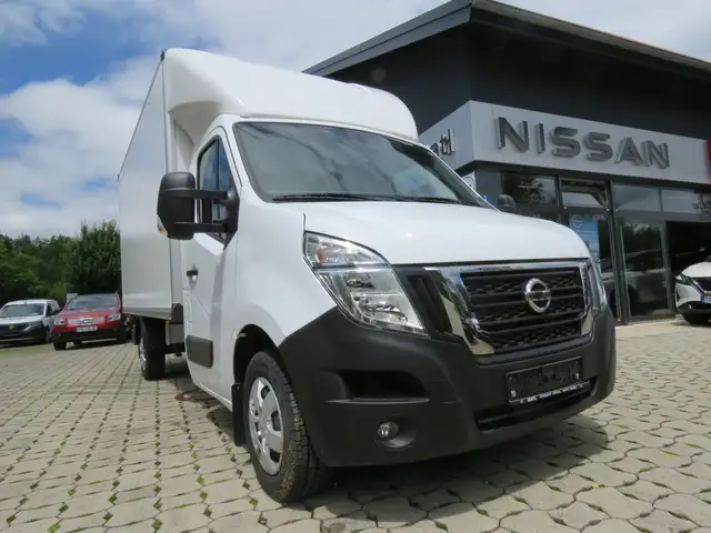 Nissan Interstar L3H1 N-Connecta 145PS 6MT FWD mit Kofferaufbau
