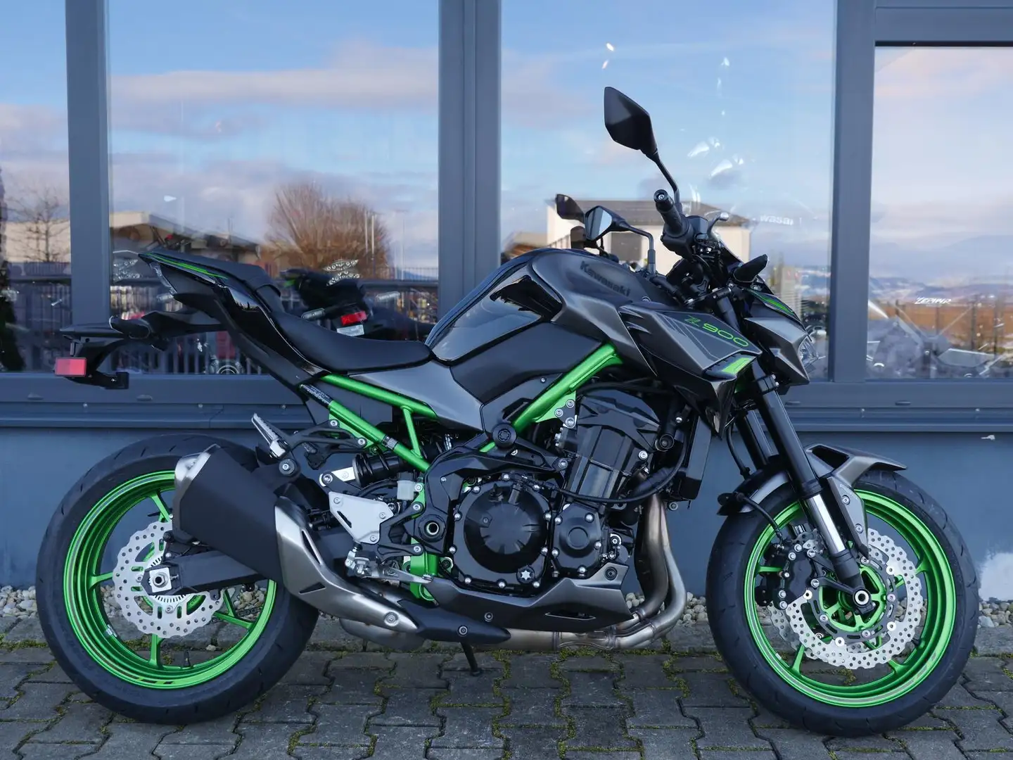 Kawasaki Z 900 - neu - 4 Jahre Garantie - mehrere Farben - 1