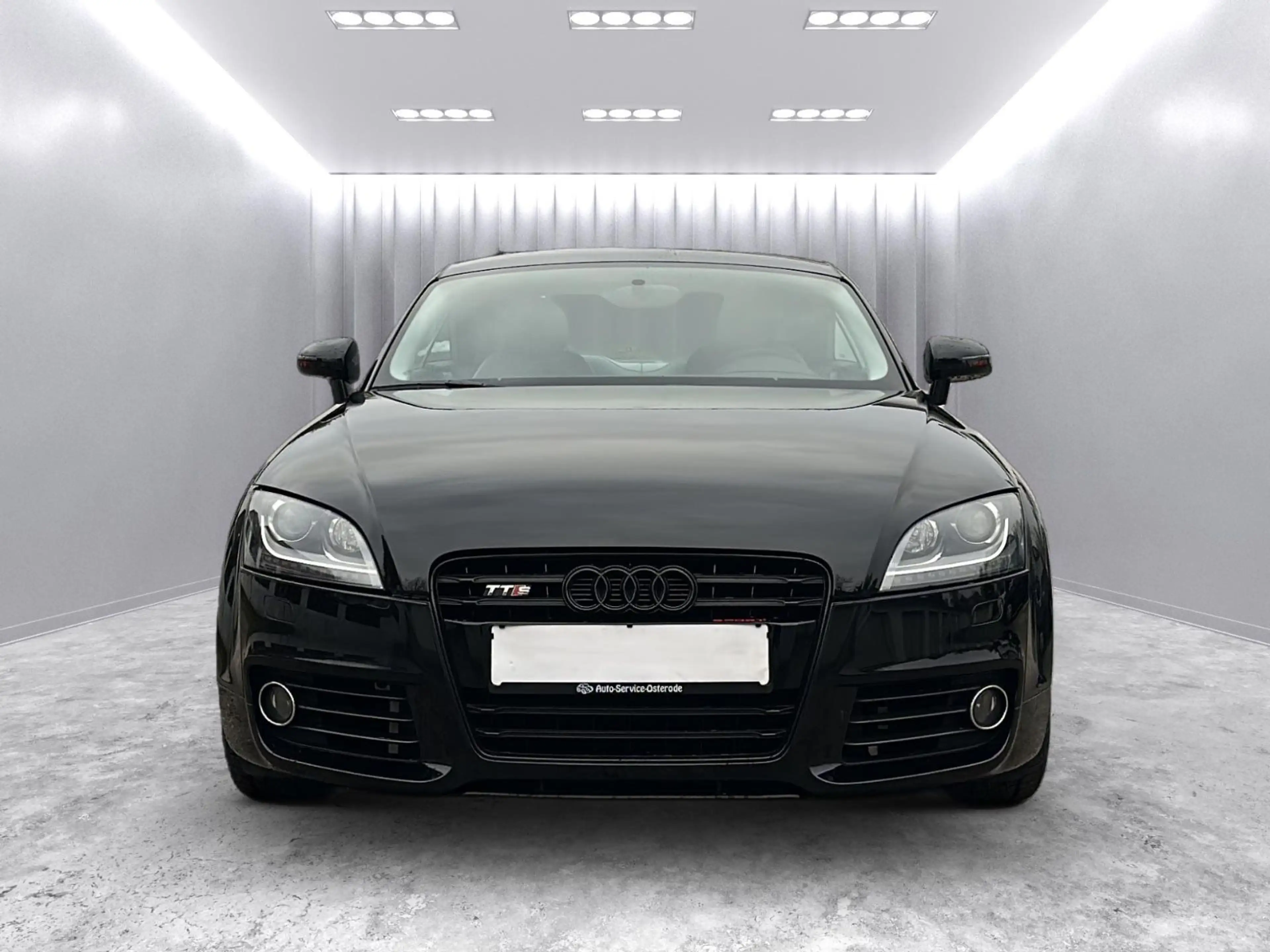 Audi TT Coupe quattro — photo 2