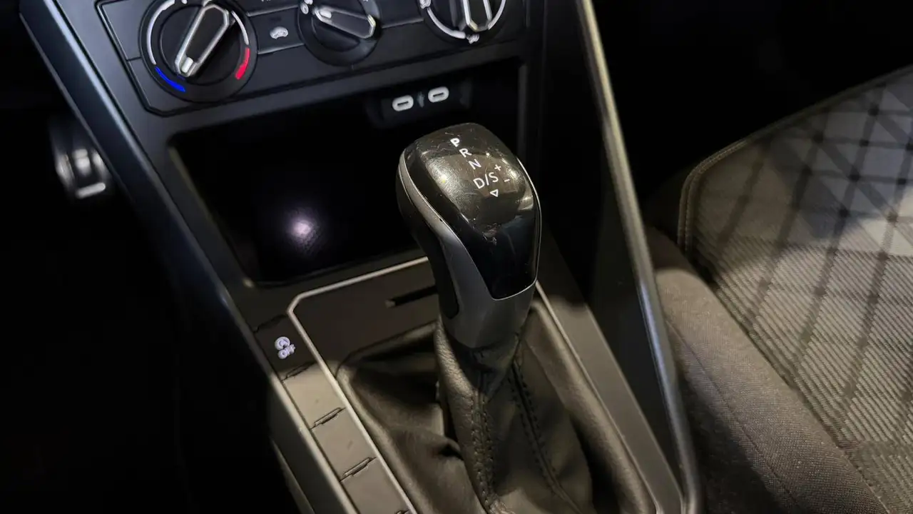 Volkswagen Taigo 1.5 tsi R-Line 150cv dsg TETTO *PREZZO REALE NO VINCOLI*, миниатюра 24