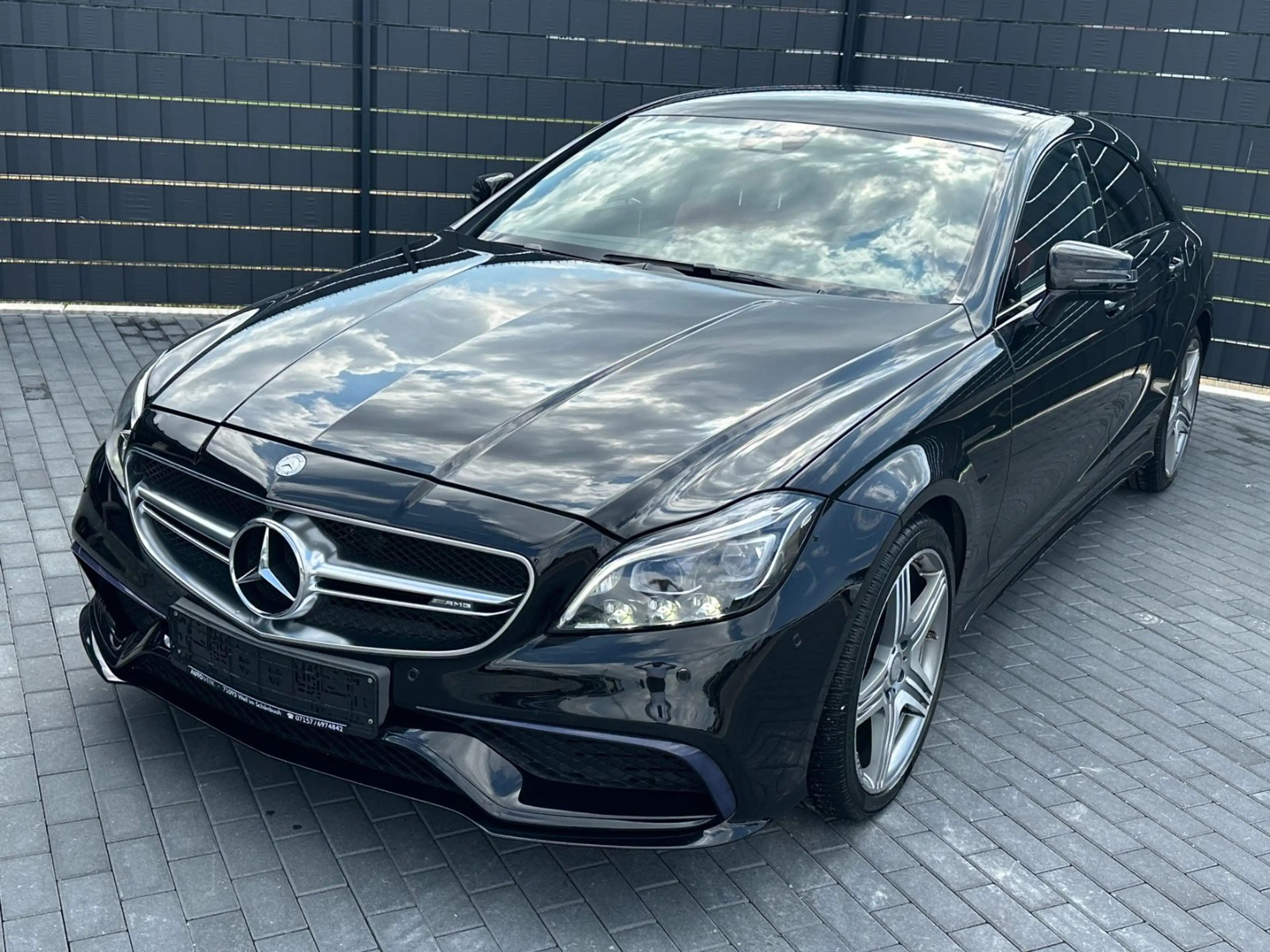 Mercedes-Benz CLS 63 AMG 4M*7G*DESIGNO*360*MEMORY*LED*KEYLESS — photo 2