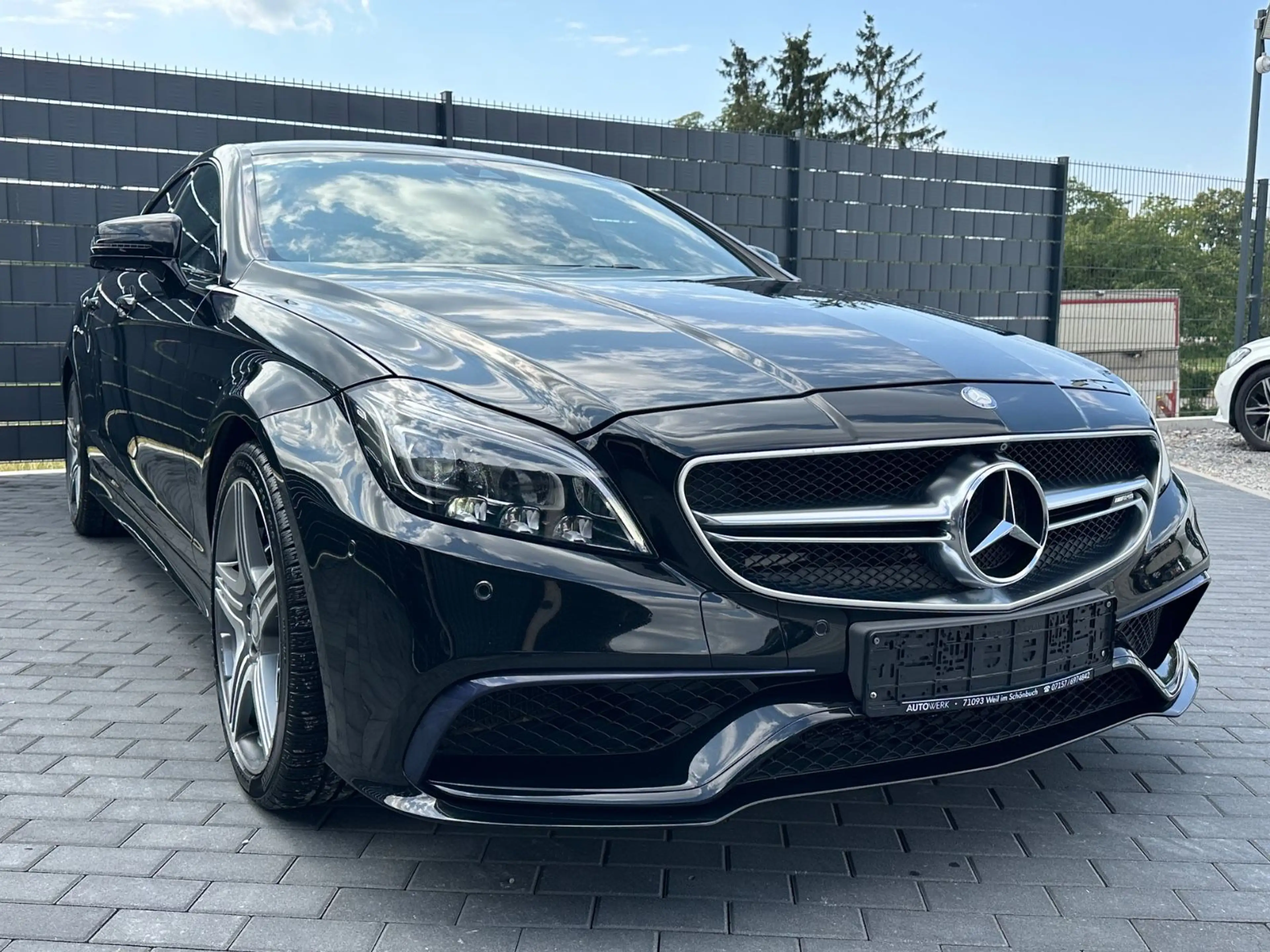 Mercedes-Benz CLS 63 AMG 4M*7G*DESIGNO*360*MEMORY*LED*KEYLESS — photo 4