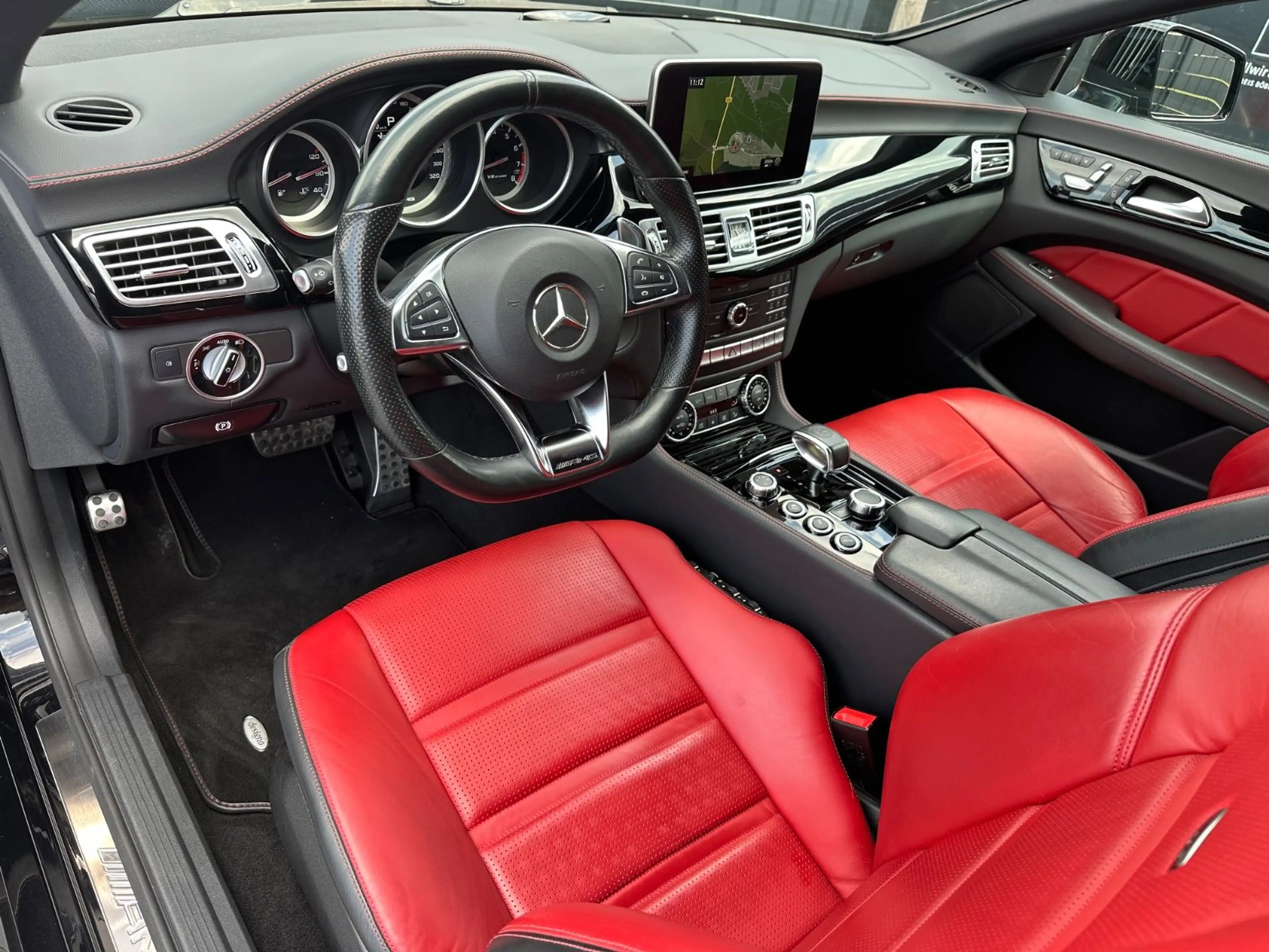 Mercedes-Benz CLS 63 AMG 4M*7G*DESIGNO*360*MEMORY*LED*KEYLESS — photo 11