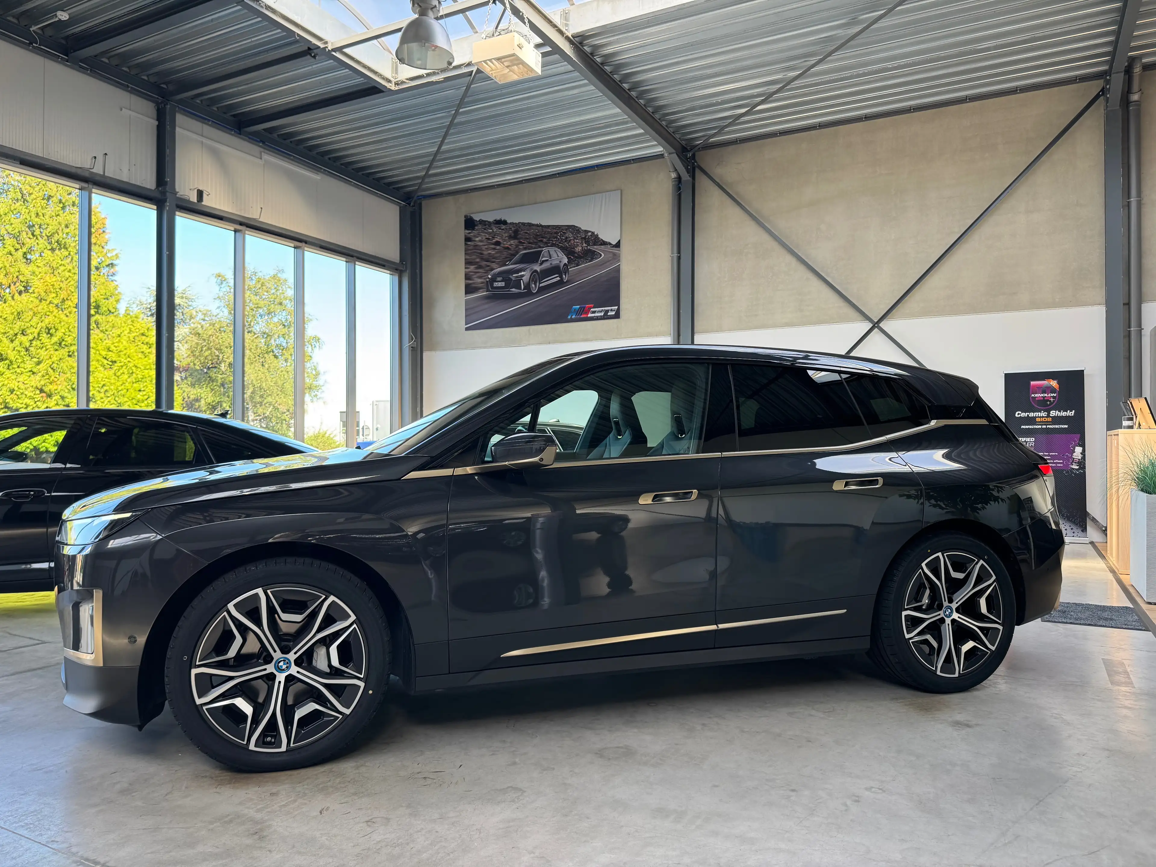 BMW iX 76.6 kWh xDrive40, 11/2021, 78.000kms — photo 2