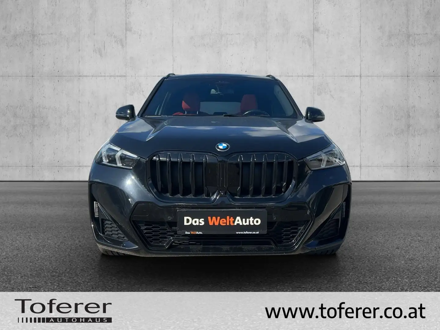 BMW X1 xDrive23d 48V Aut. Schwarz - 2
