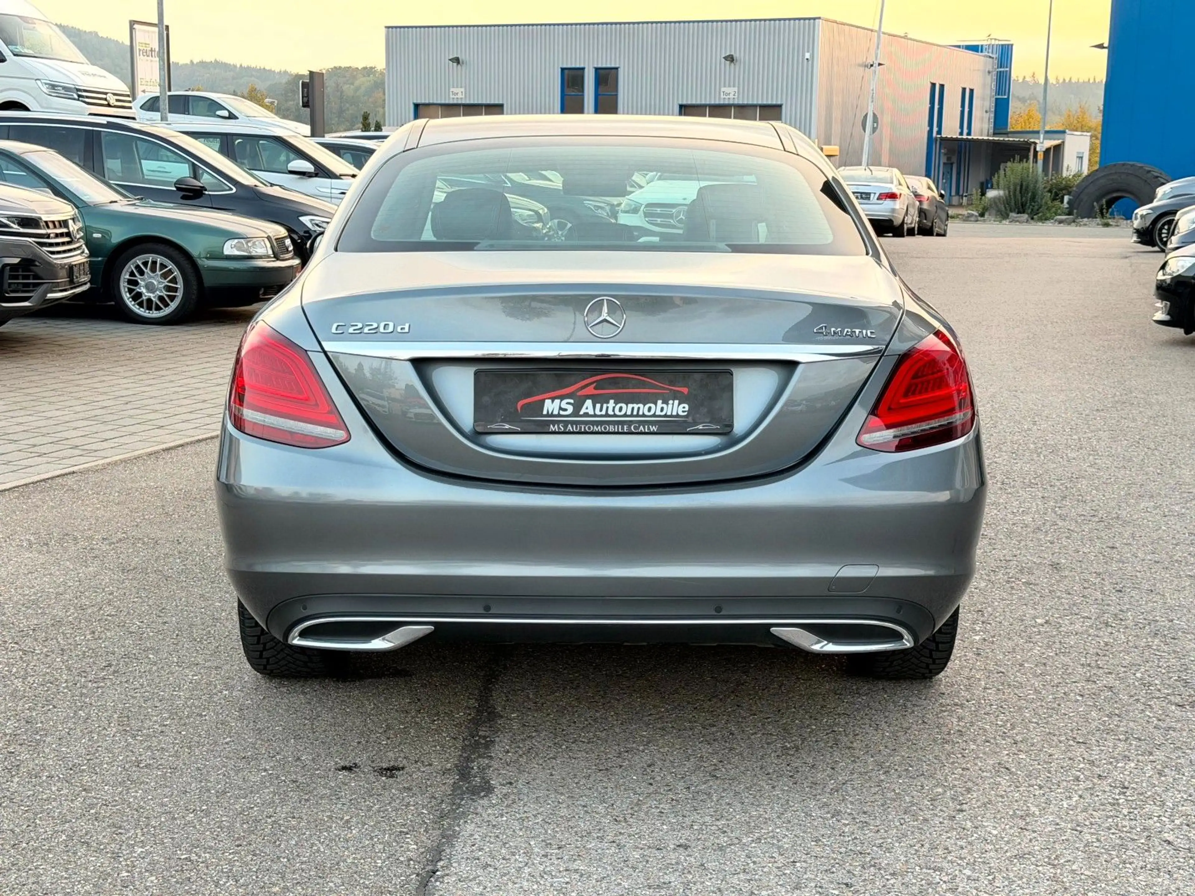 Mercedes-Benz C 220 d 9G 4-Matic Limo Navi_LED_360°_Distronic — photo 6