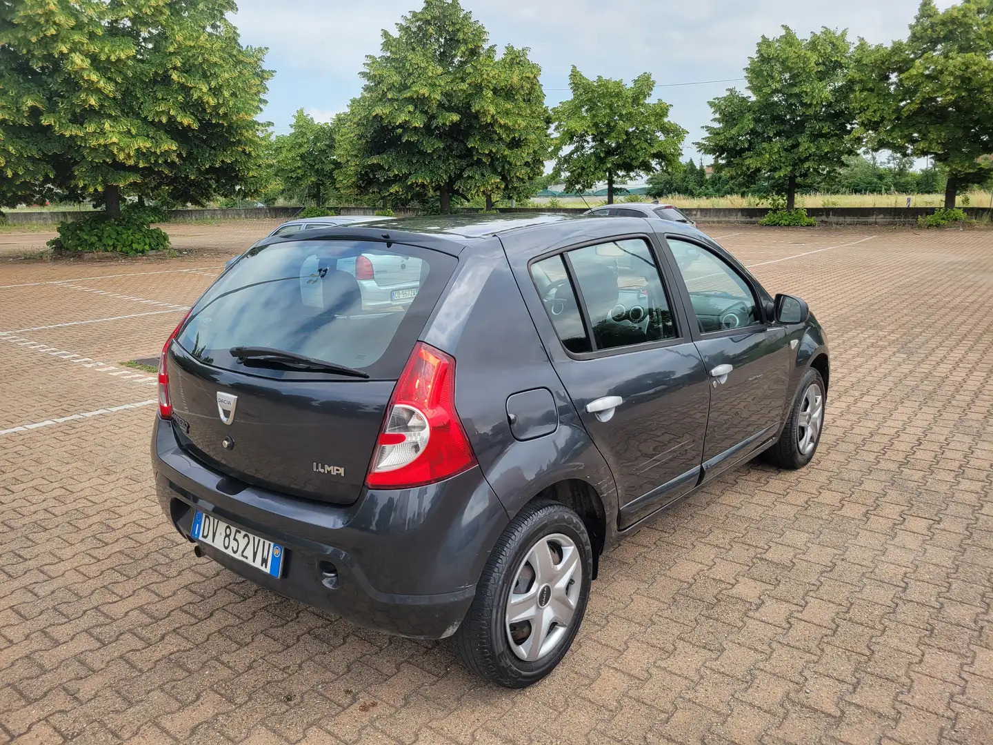 Dacia Sandero Sandero I 2008 1.4 8v Ambiance Gpl Nero - 2