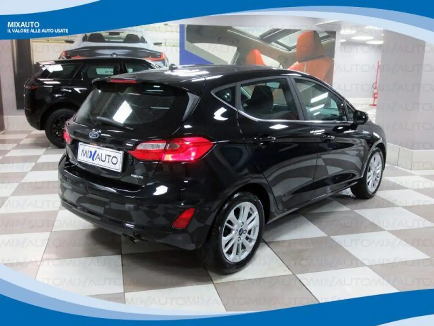 Ford Fiesta 1.1 75cv 5 Porte Titanium EU6 Nero - 2