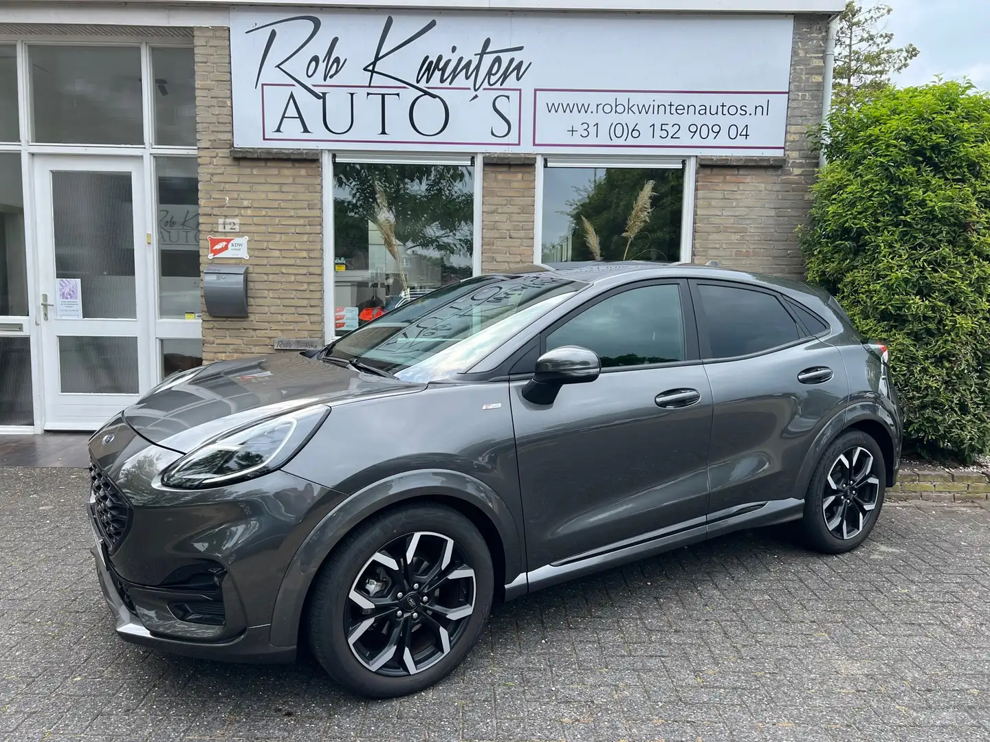 Ford Puma 1.0 EcoBoost Hybrid ST-Line X Grijs - 2